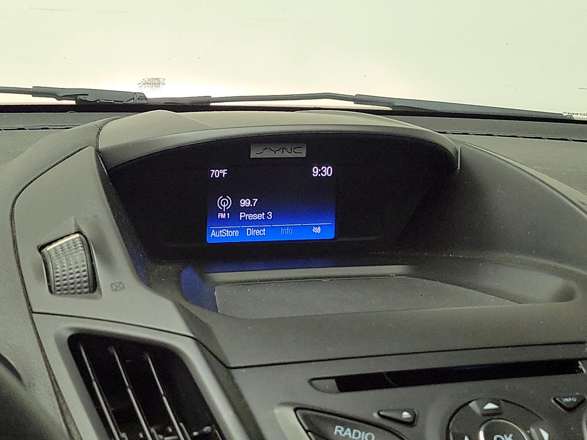 Thumbnail: 2016 Ford Escape - 15