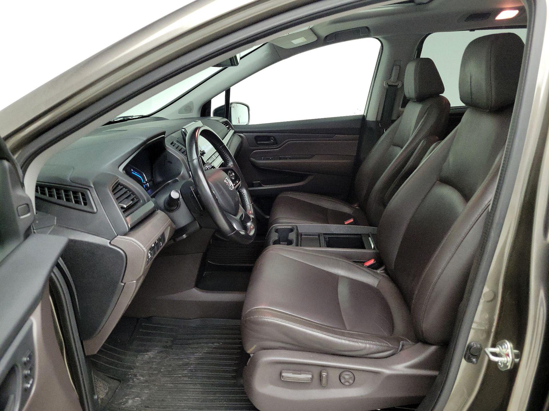 Thumbnail: 2018 Honda Odyssey - 11