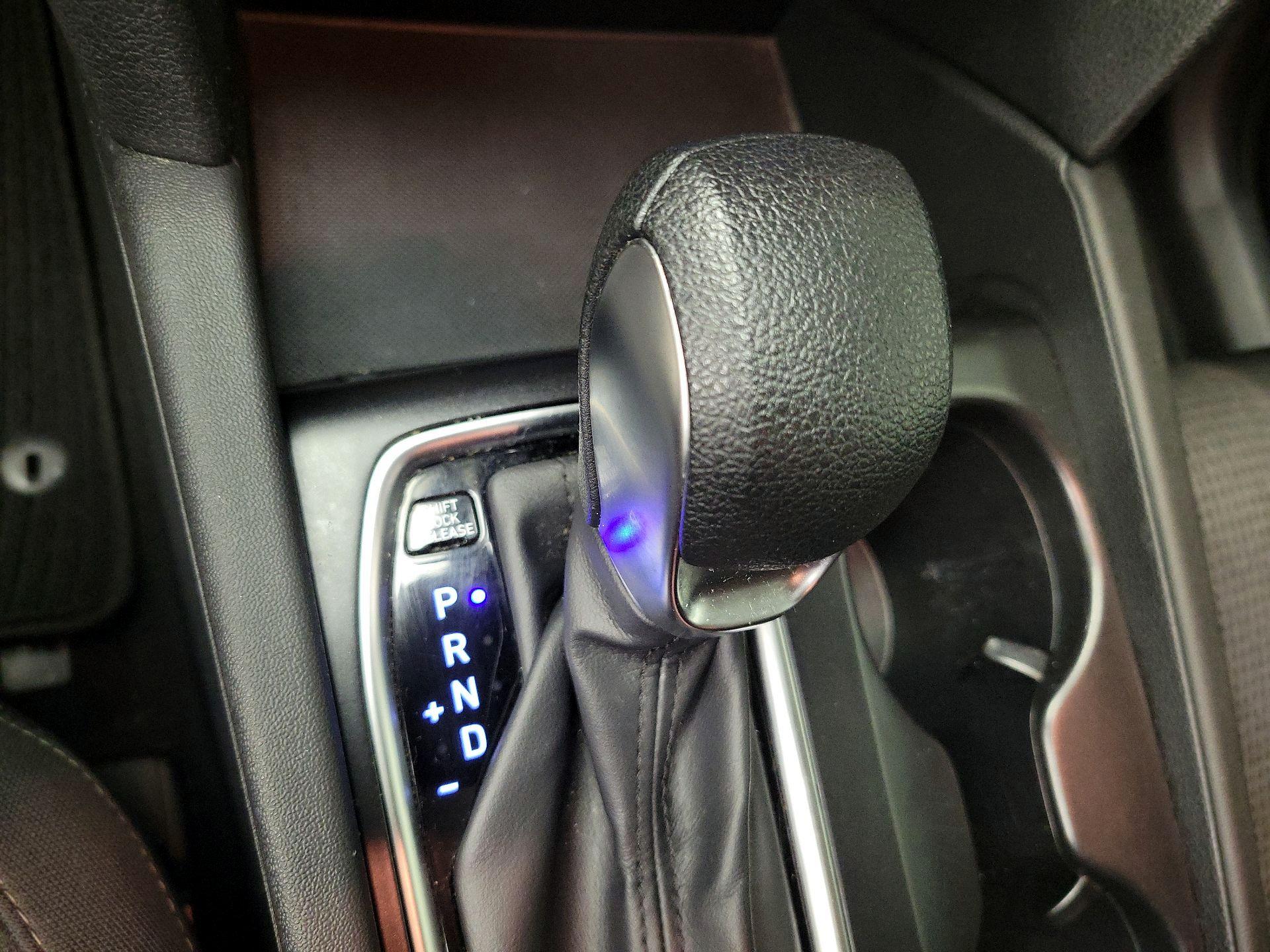 Thumbnail: 2019 Hyundai Santa Fe - 17