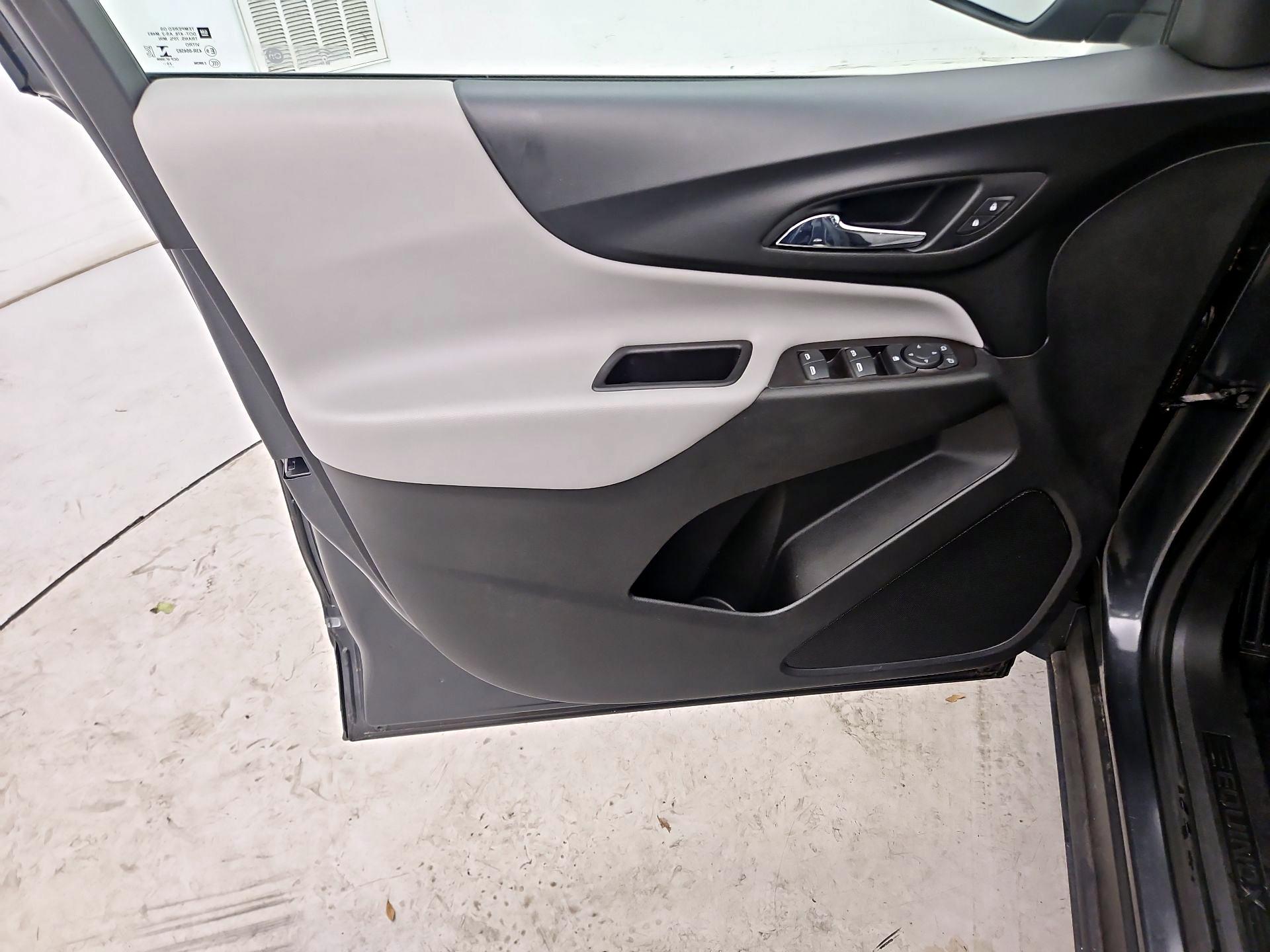 Thumbnail: 2021 Chevrolet Equinox - 12