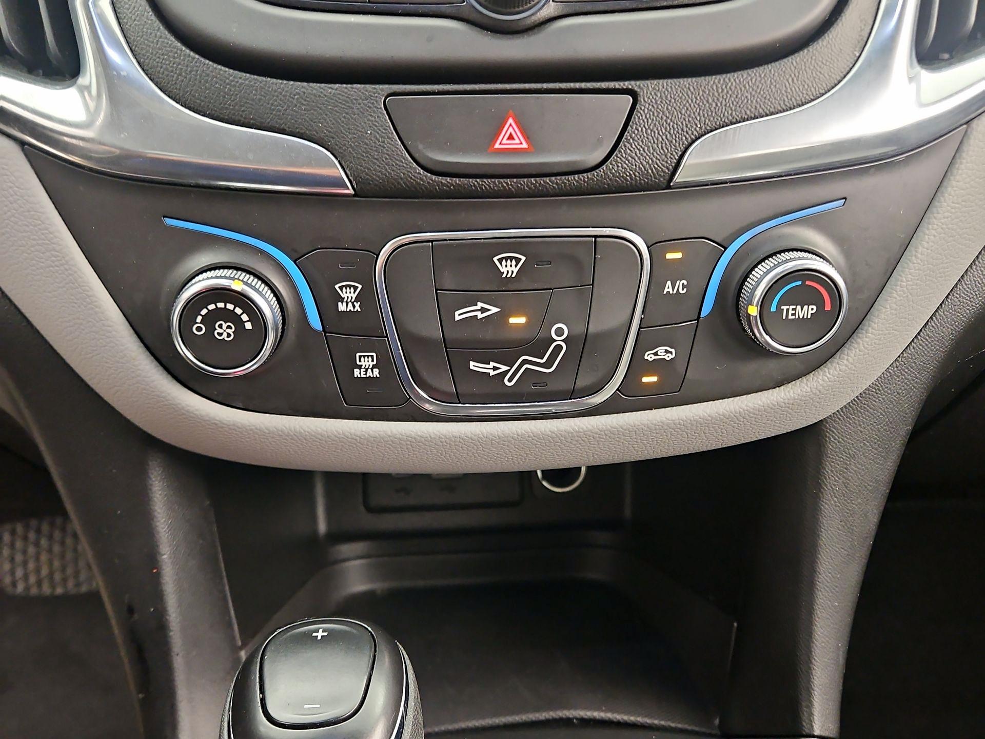 Thumbnail: 2021 Chevrolet Equinox - 16