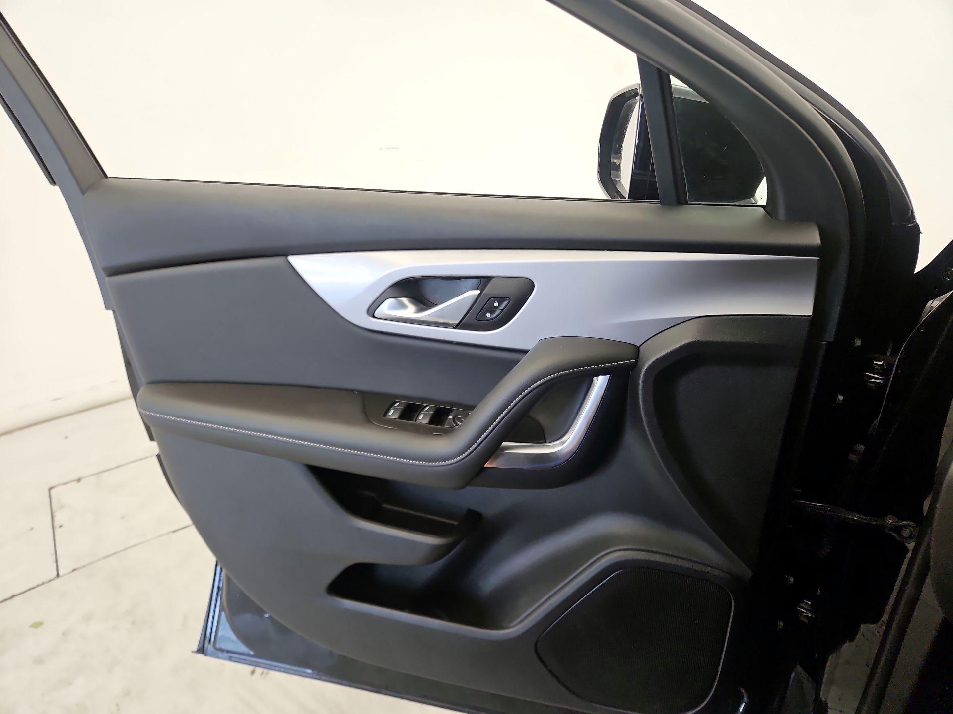 Thumbnail: 2023 Chevrolet Blazer - 12