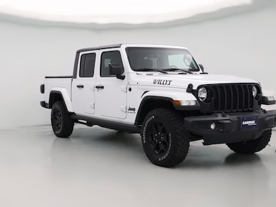 White 2021 Jeep Gladiator Willy's