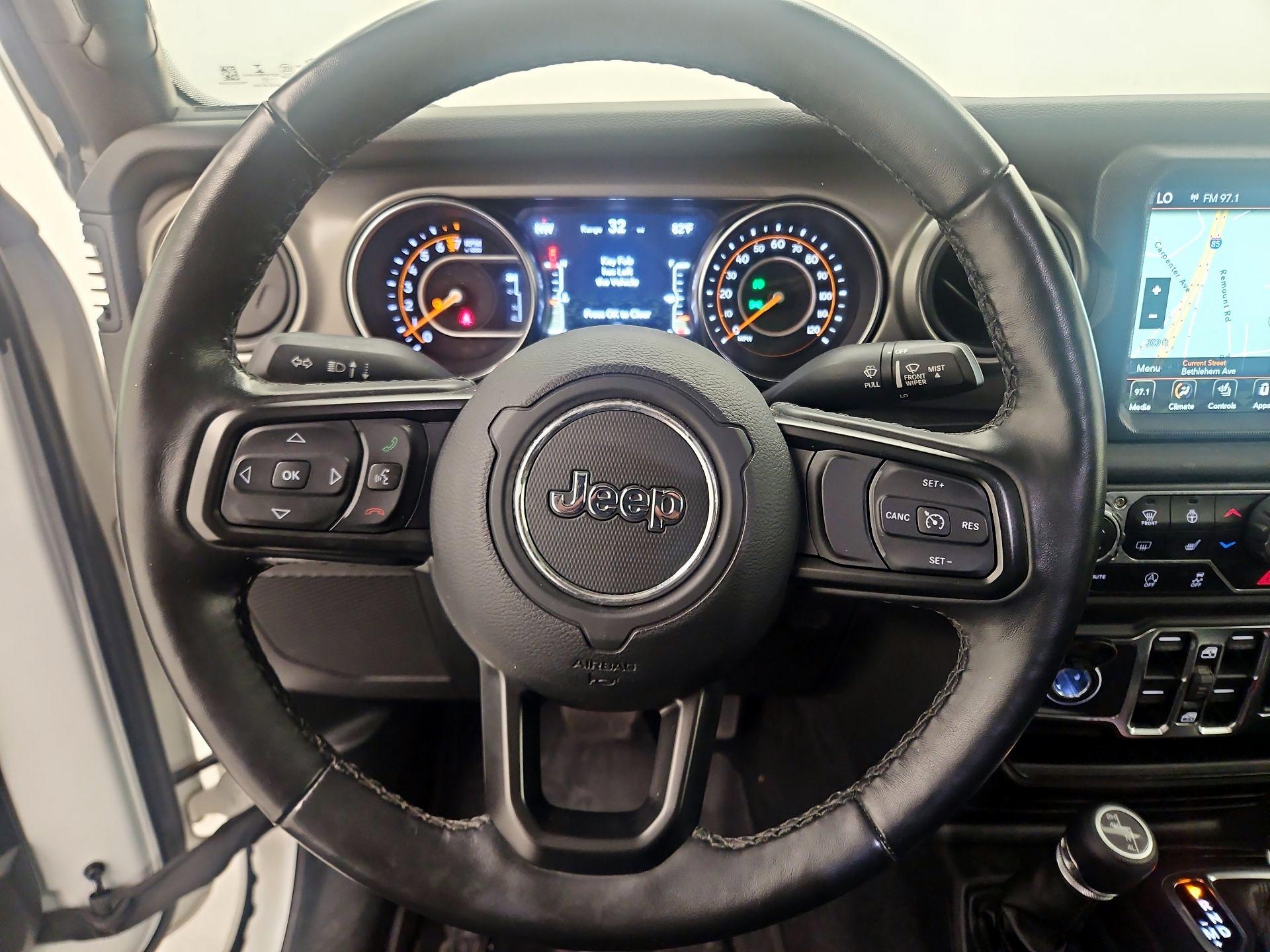 Thumbnail: 2021 Jeep Gladiator - 10