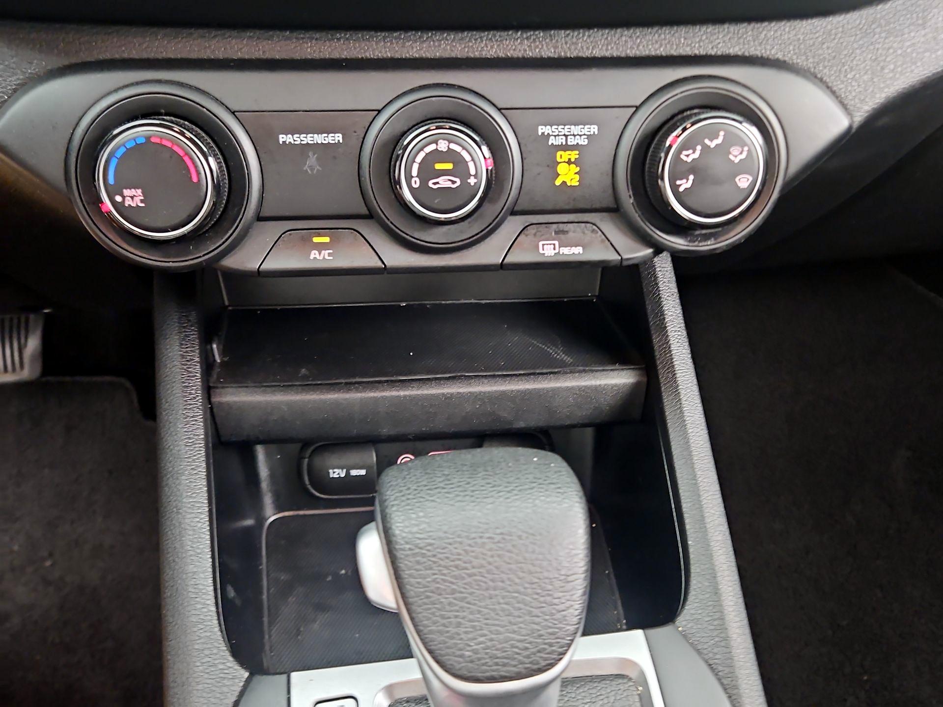 Thumbnail: 2021 Kia Forte - 16