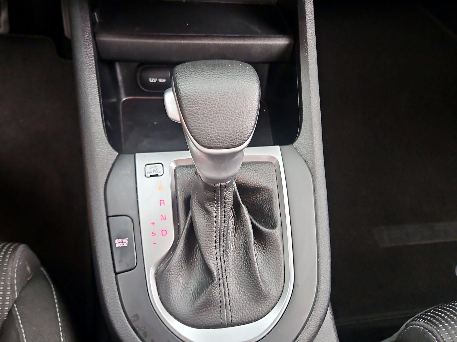 Thumbnail: 2021 Kia Forte - 17