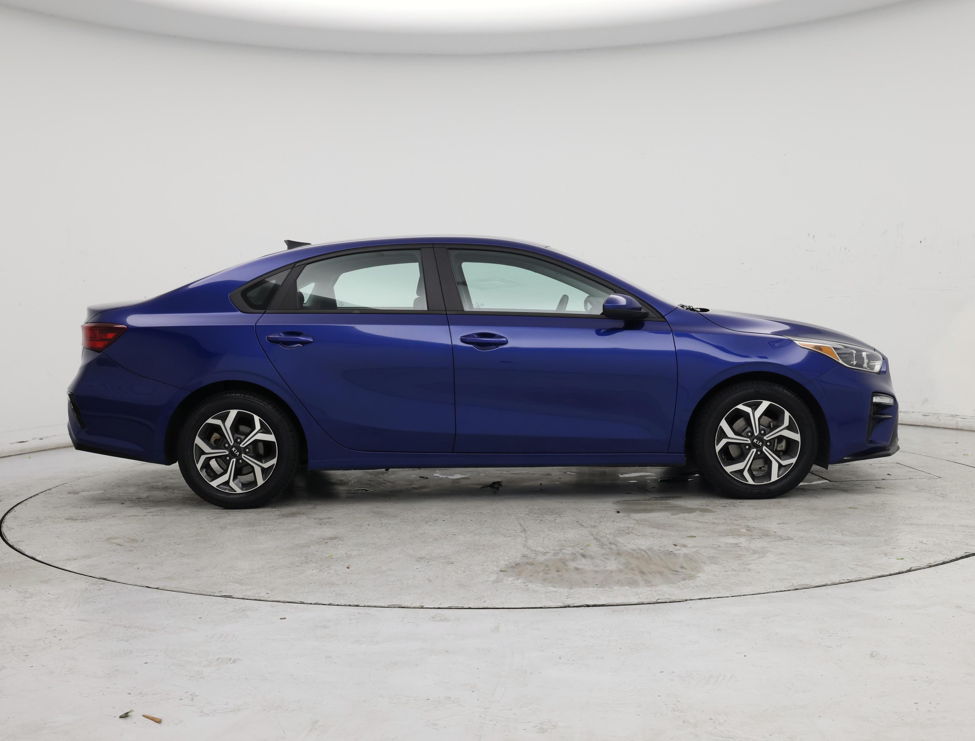 Thumbnail: 2021 Kia Forte - 7