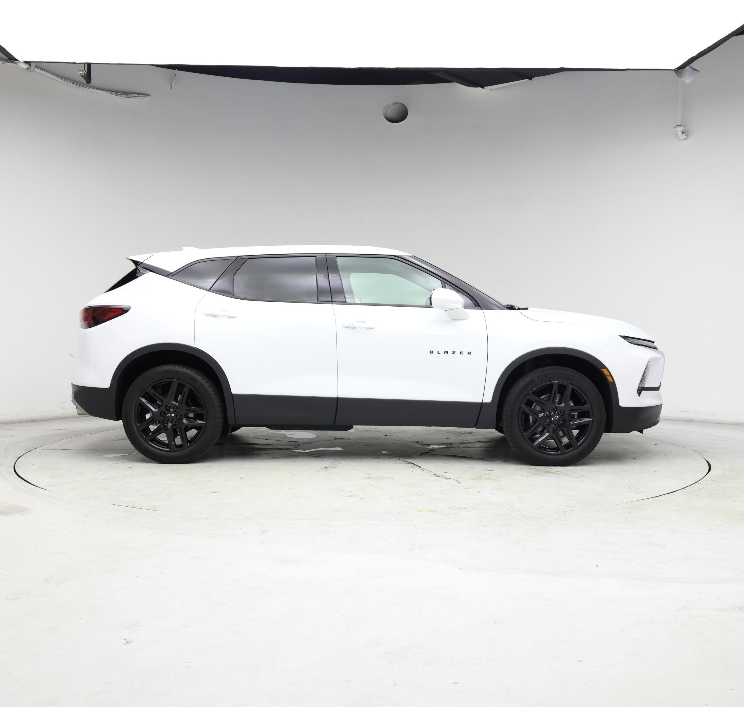 Thumbnail: 2023 Chevrolet Blazer - 7