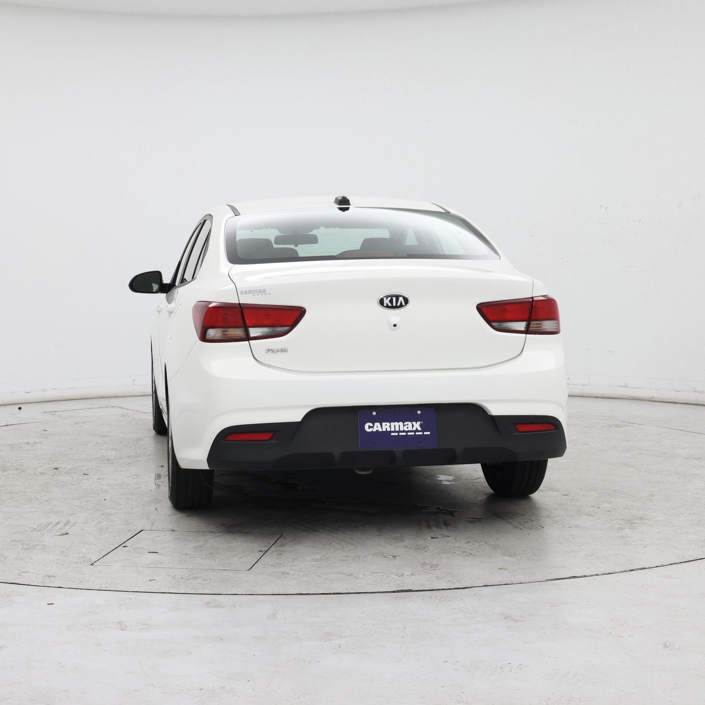 Thumbnail: 2020 Kia Rio - 6