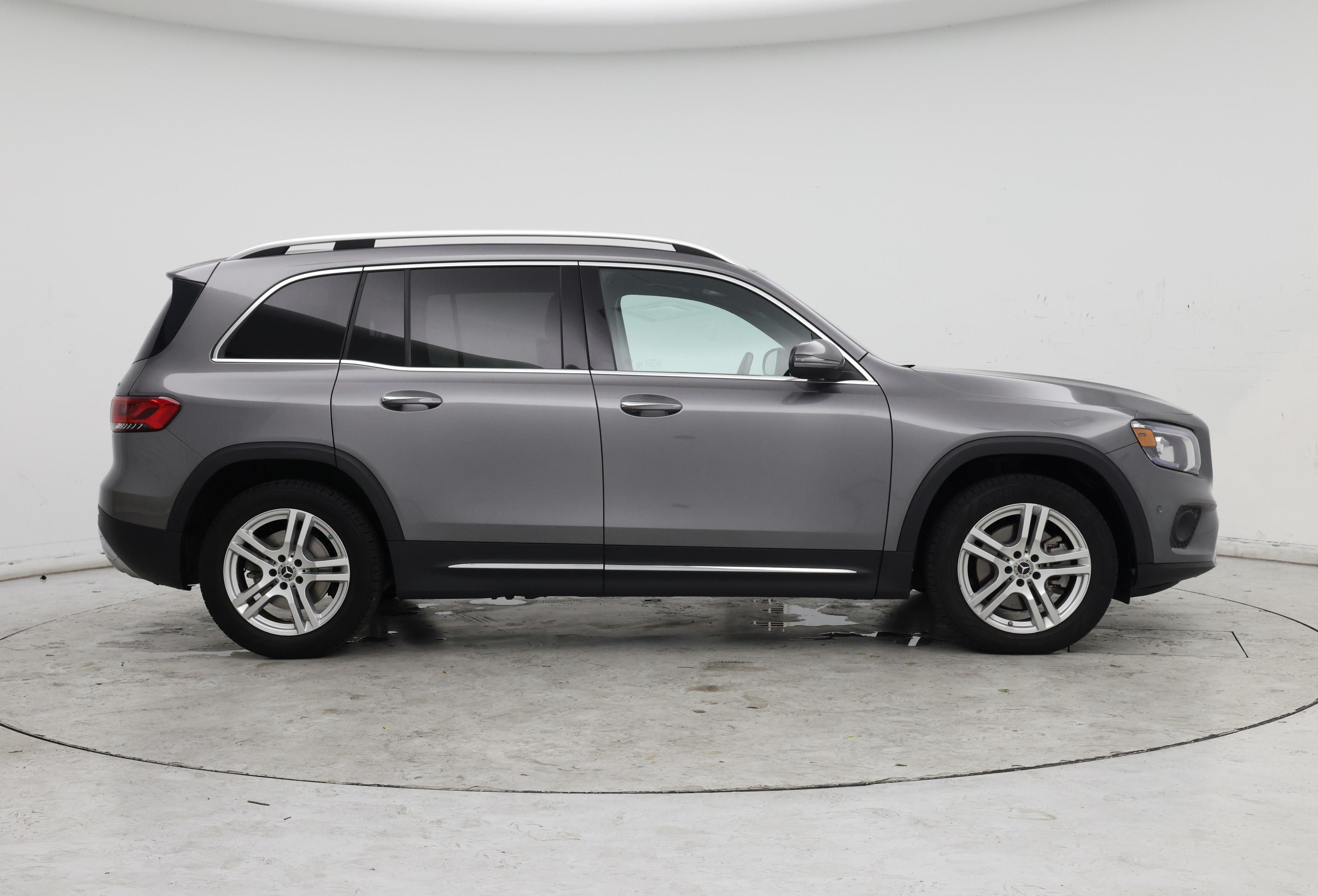 Thumbnail: 2020 Mercedes-Benz GLB - 7