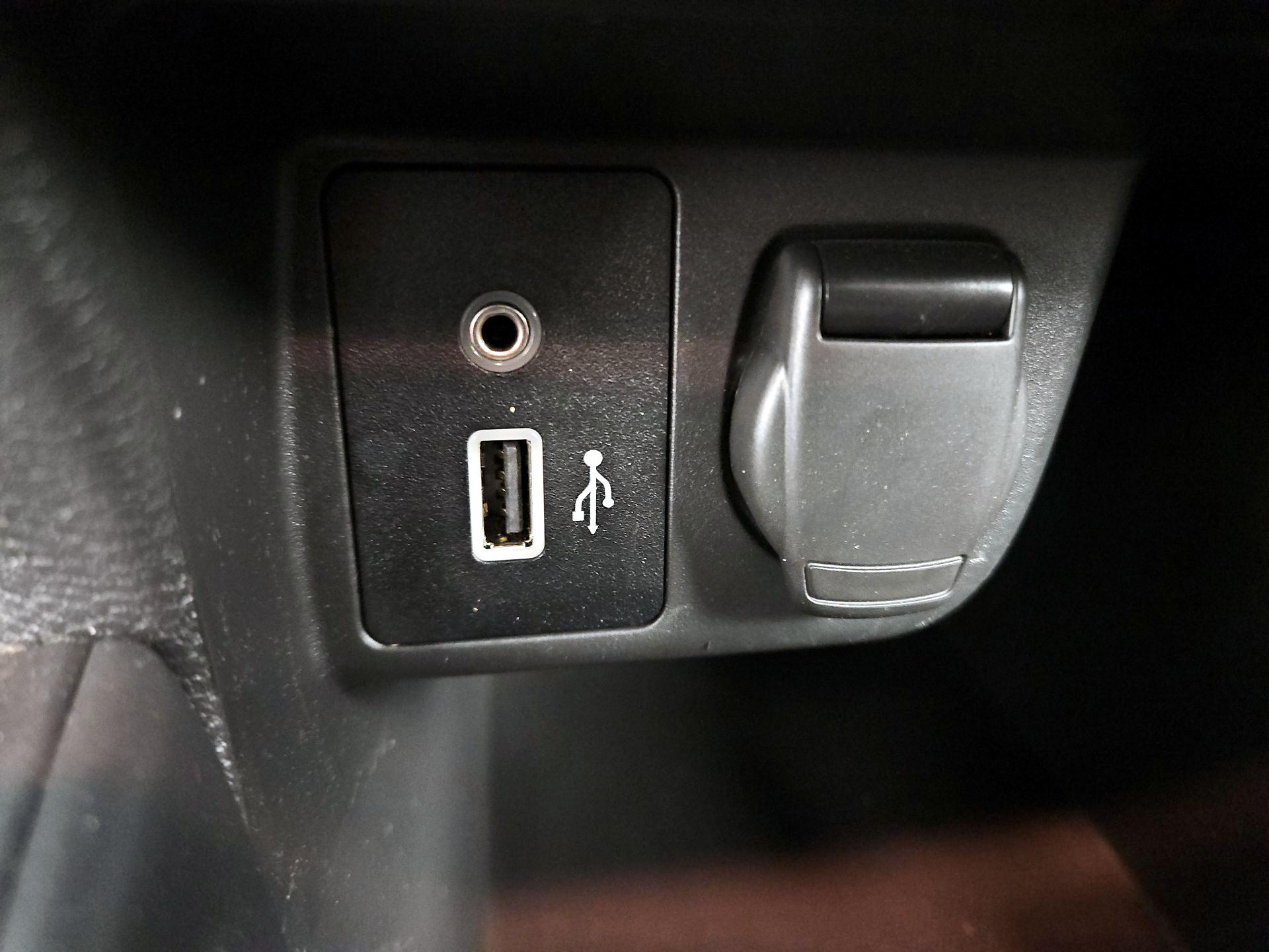 Thumbnail: 2021 Nissan Versa - 18