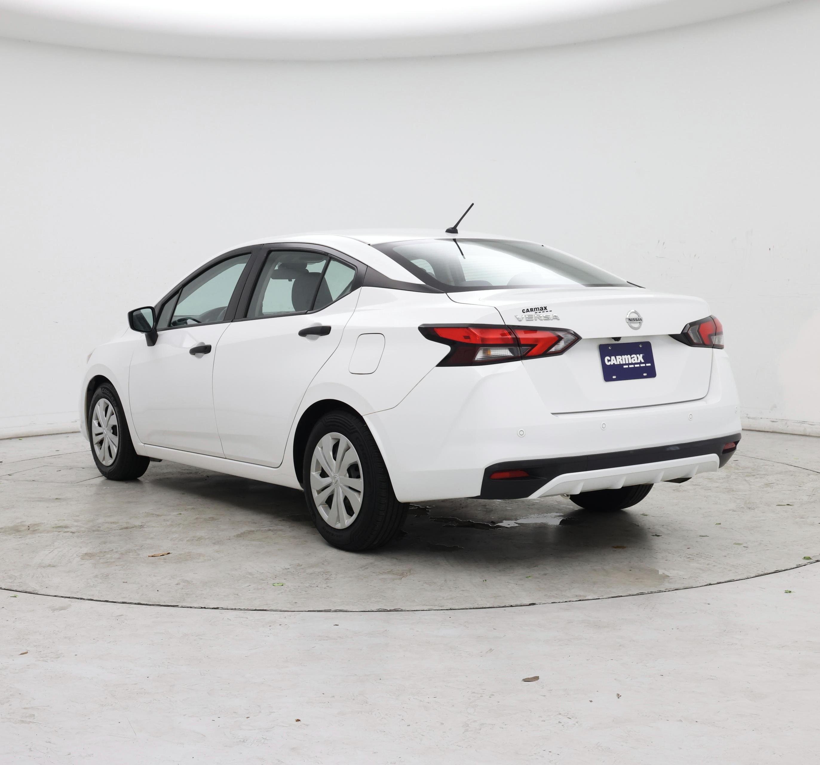 Thumbnail: 2021 Nissan Versa - 2