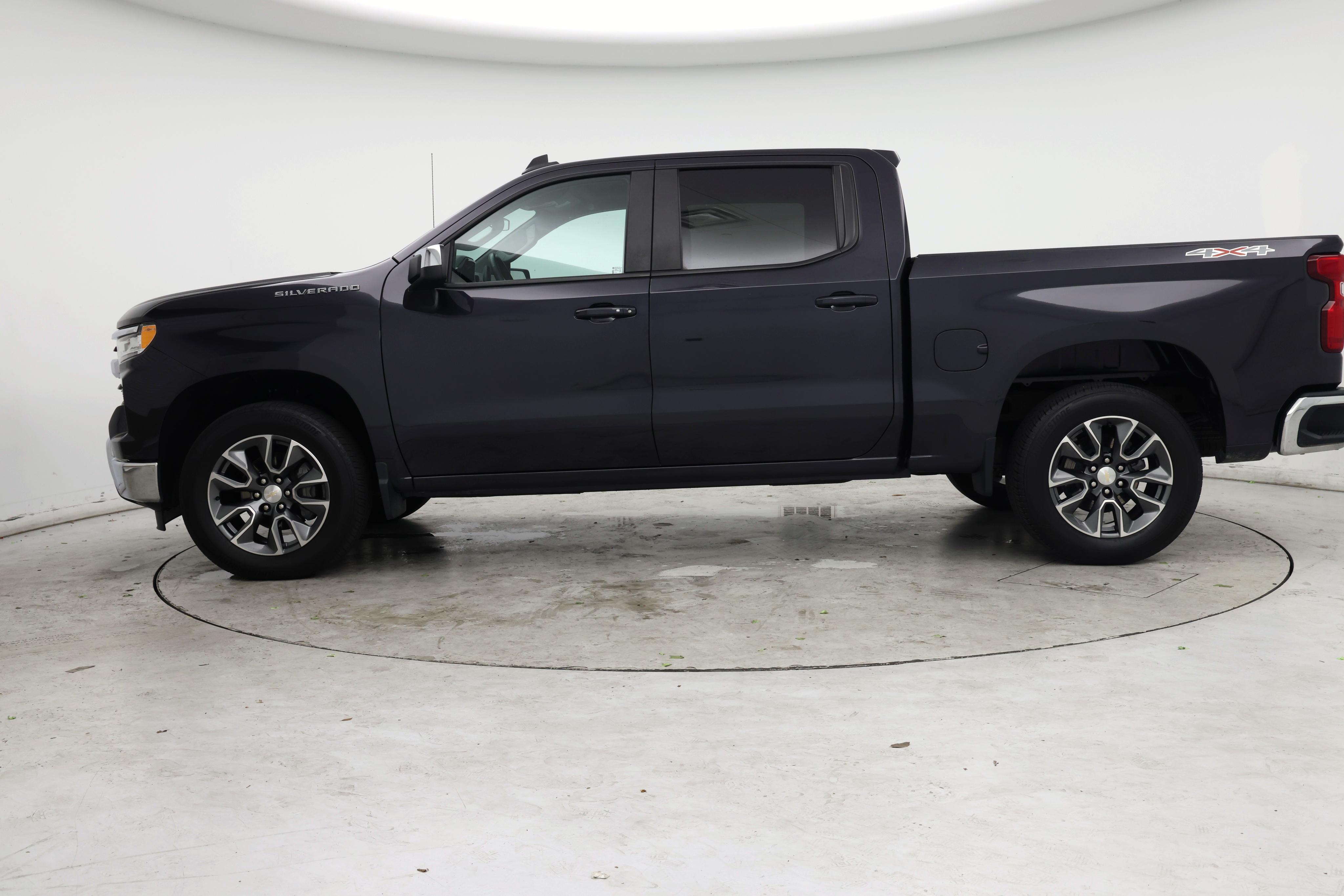 Thumbnail: 2023 Chevrolet Silverado 1500 - 3