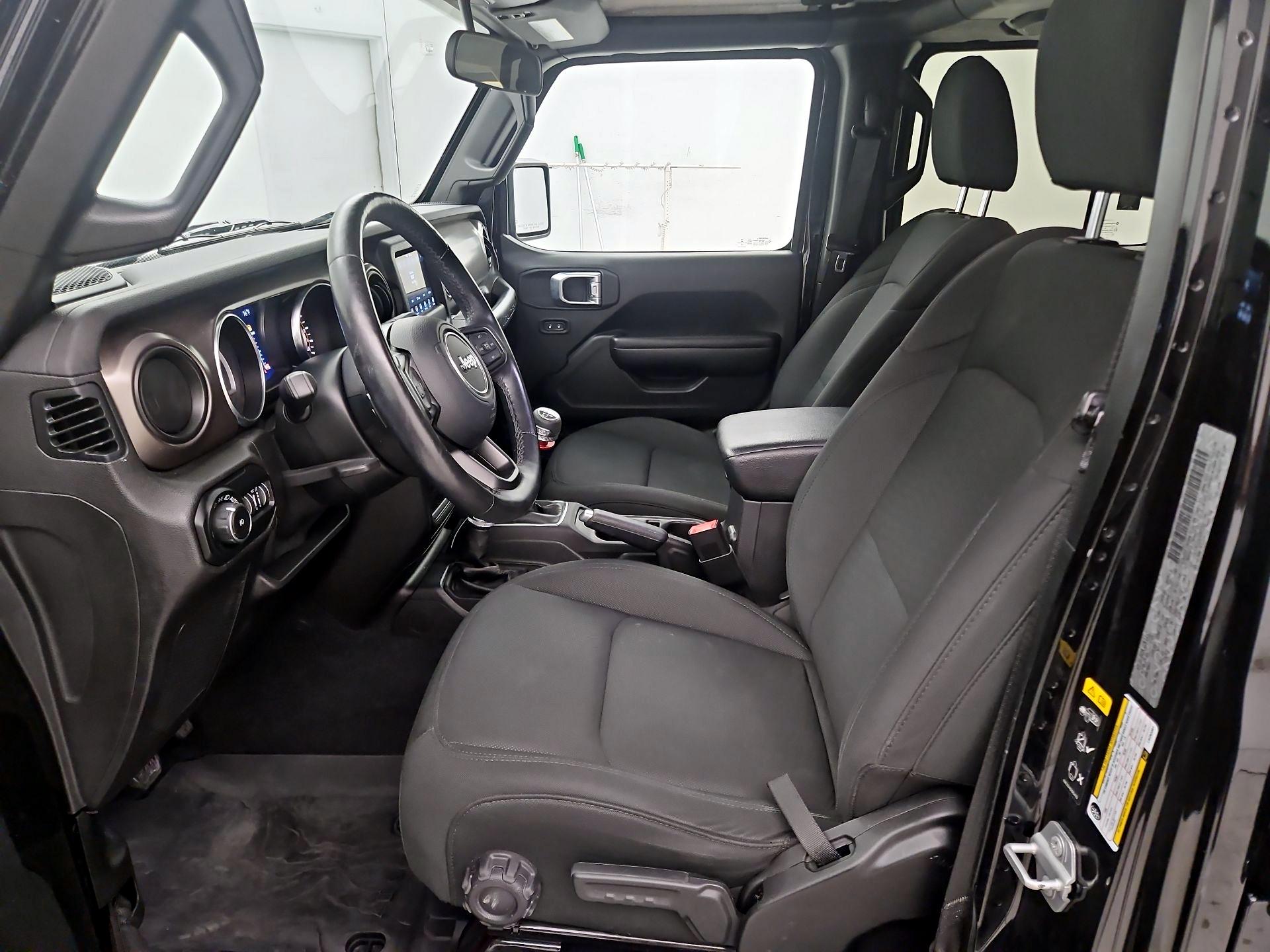 Thumbnail: 2020 Jeep Wrangler - 11