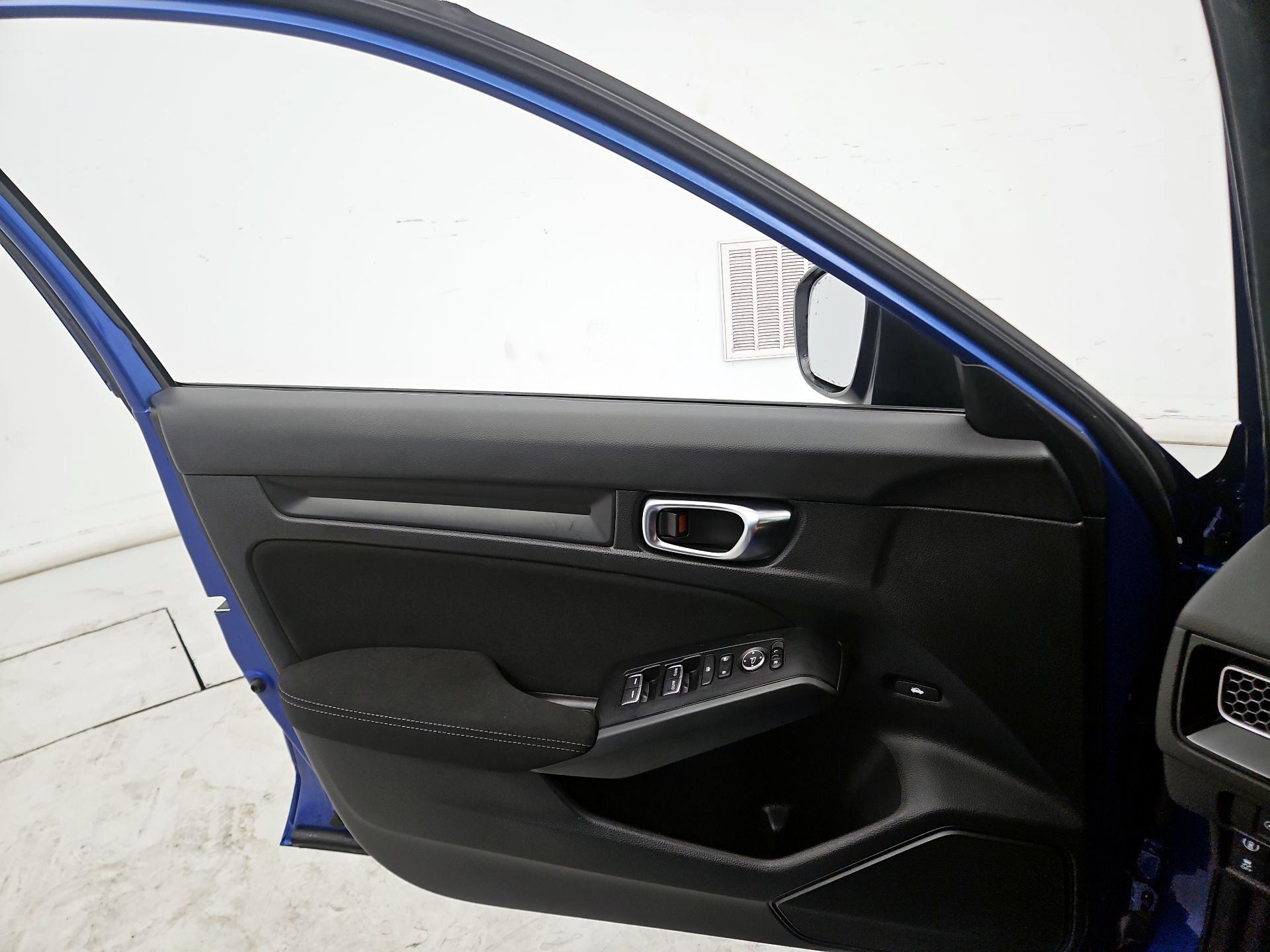 Thumbnail: 2022 Honda Civic - 12
