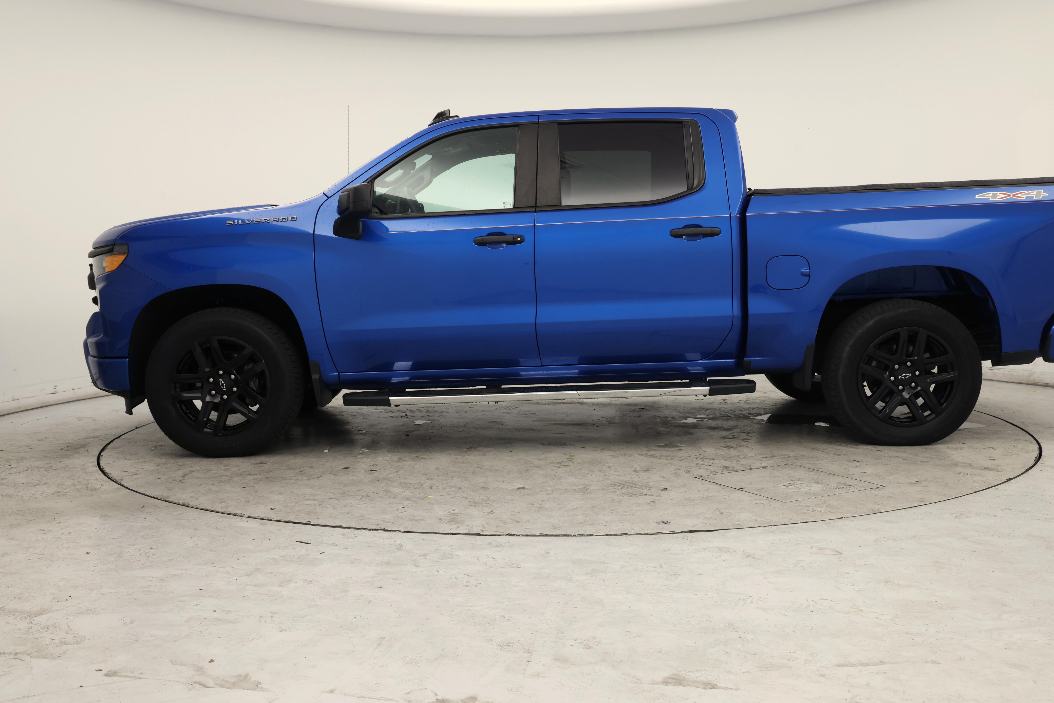 Thumbnail: 2022 Chevrolet Silverado 1500 - 3
