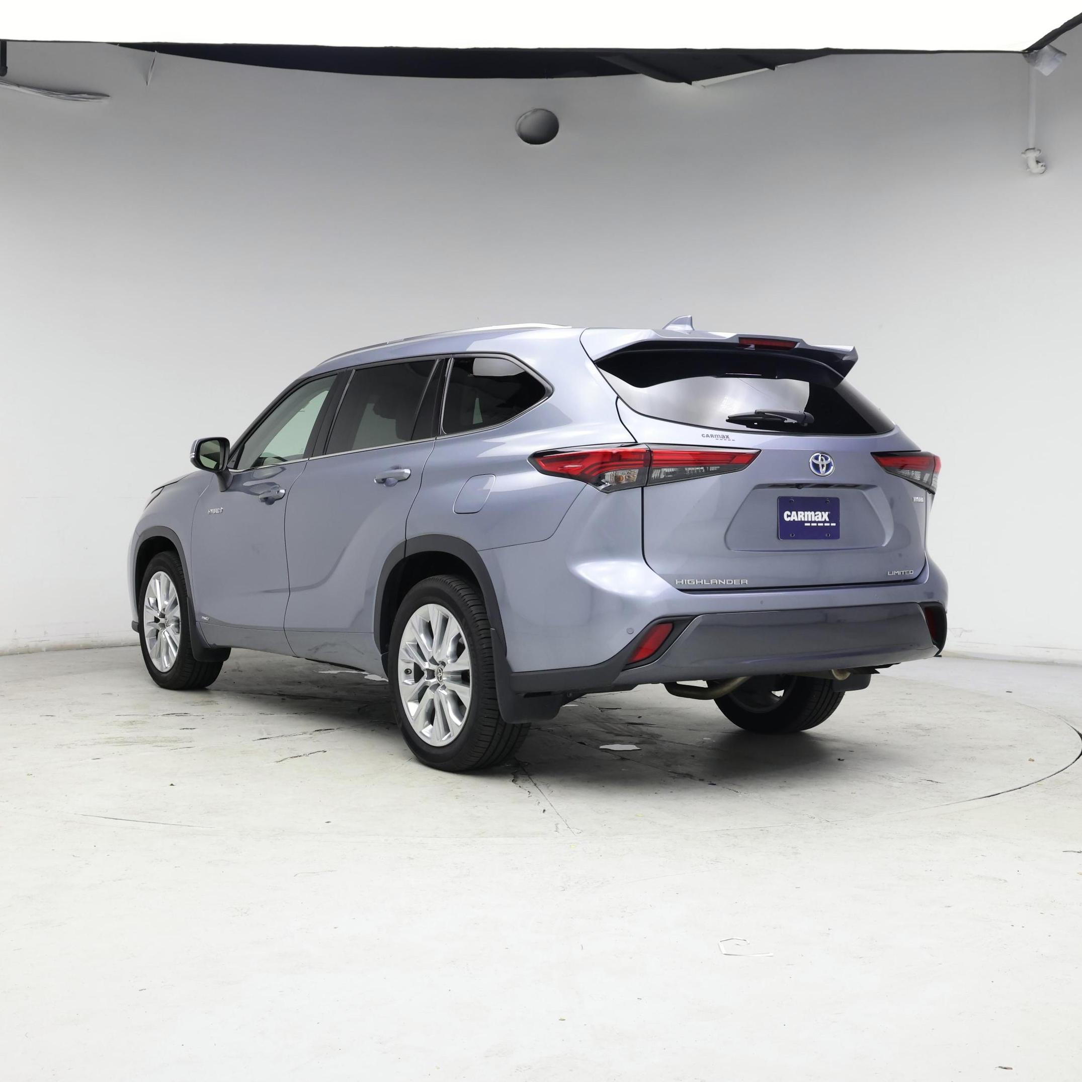 Thumbnail: 2021 Toyota Highlander - 2