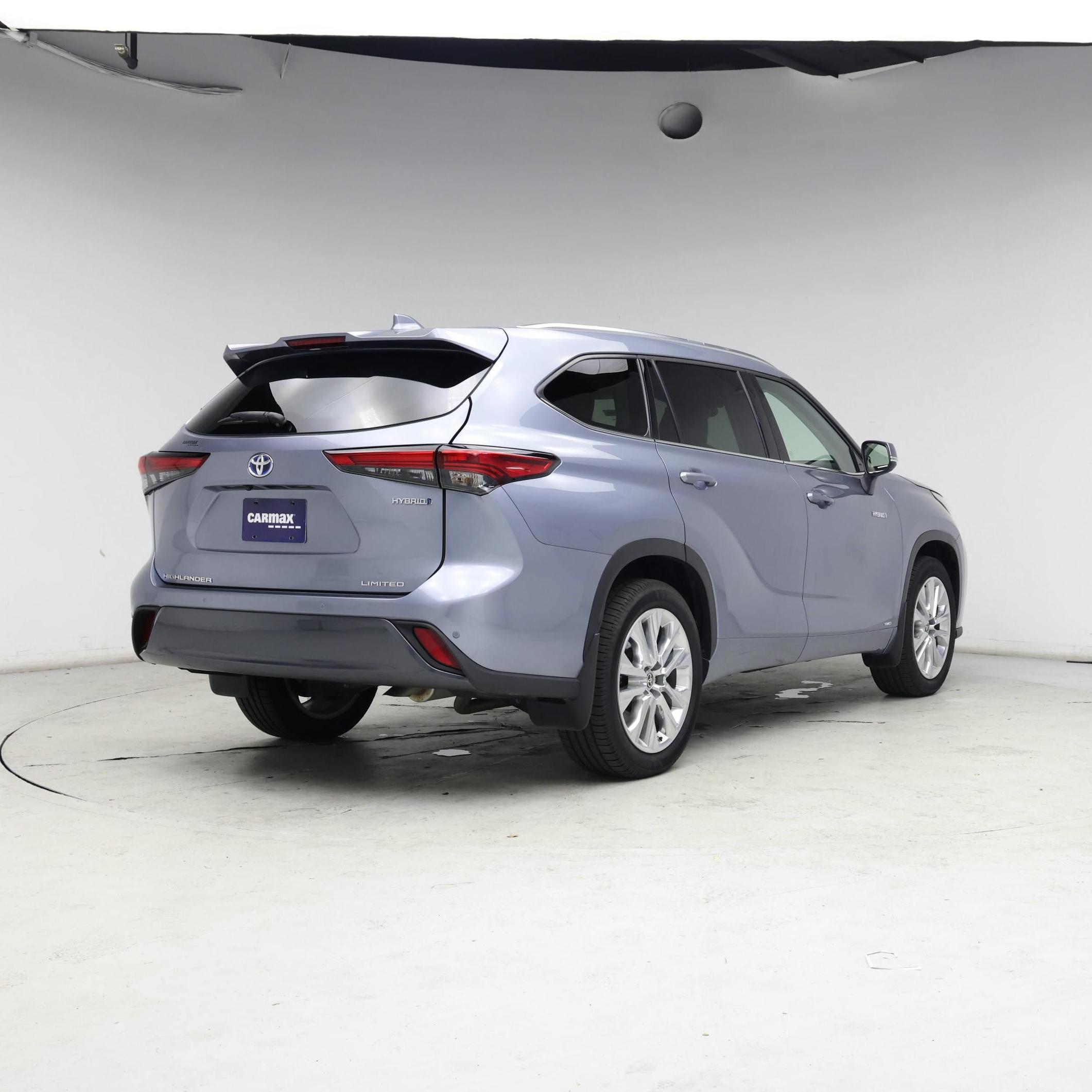 Thumbnail: 2021 Toyota Highlander - 8