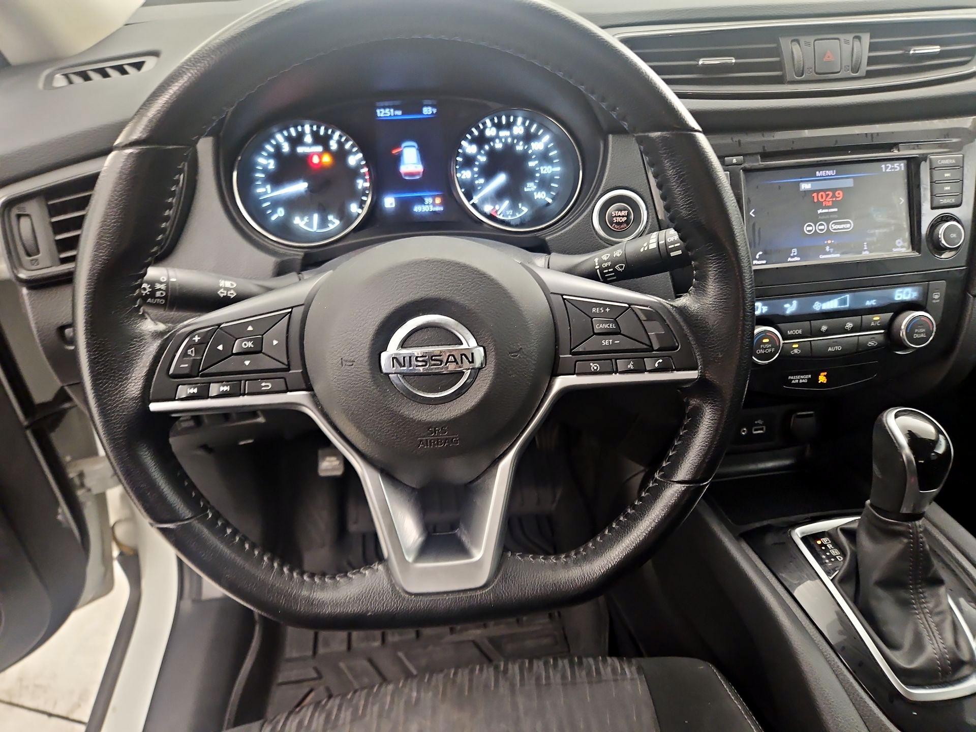 Thumbnail: 2020 Nissan Rogue - 10