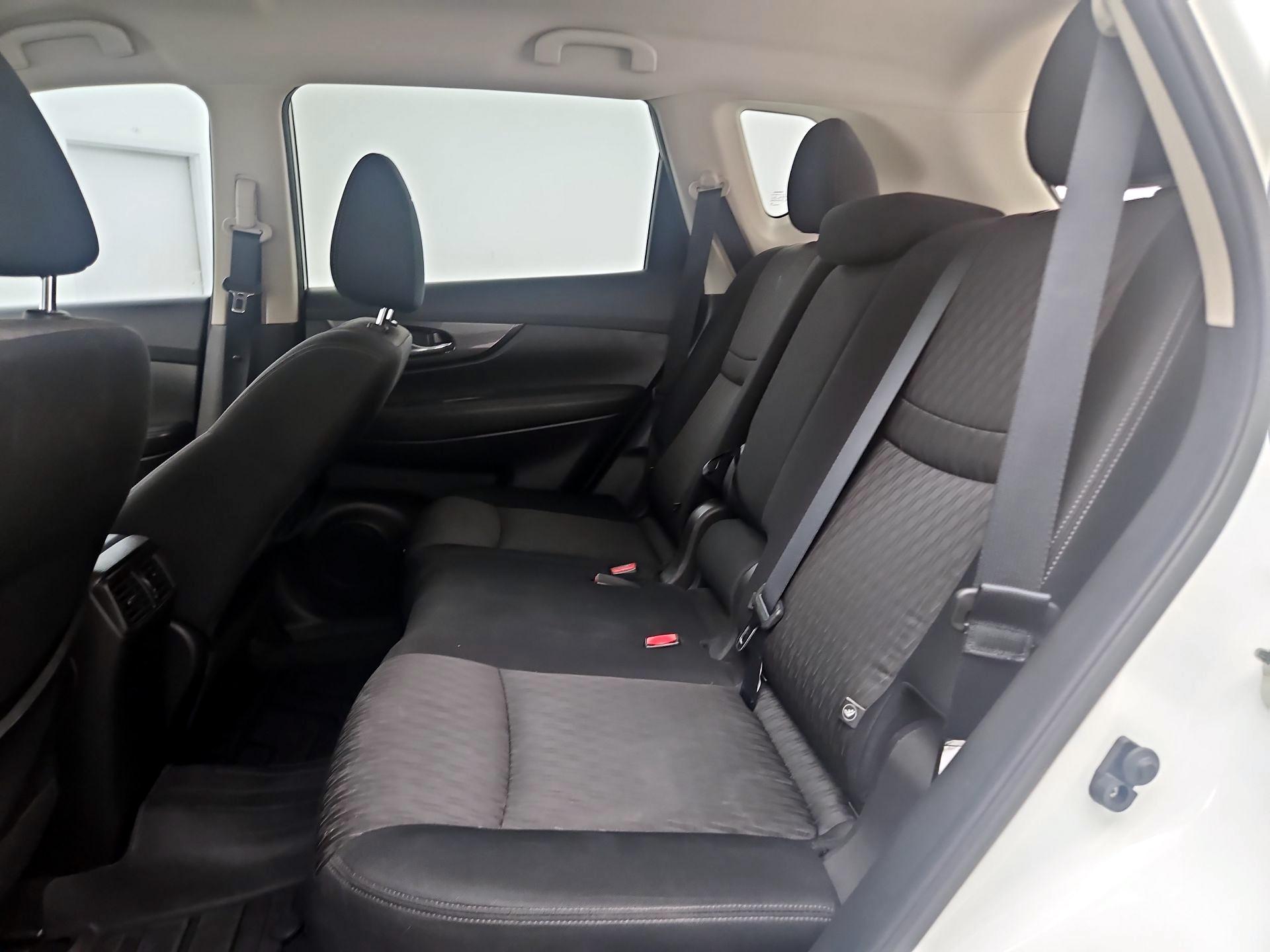 Thumbnail: 2020 Nissan Rogue - 19