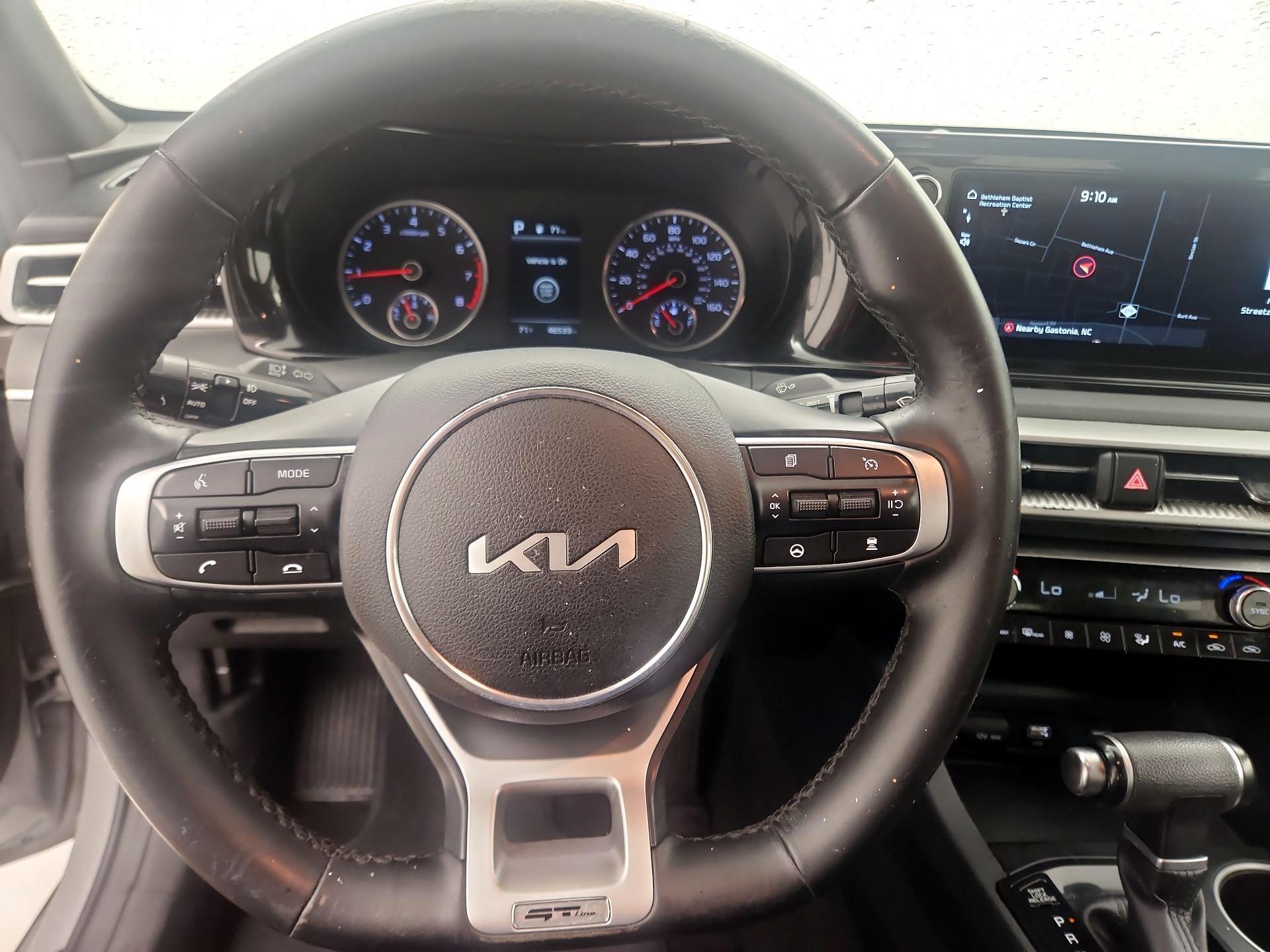 Thumbnail: 2023 Kia K5 - 10