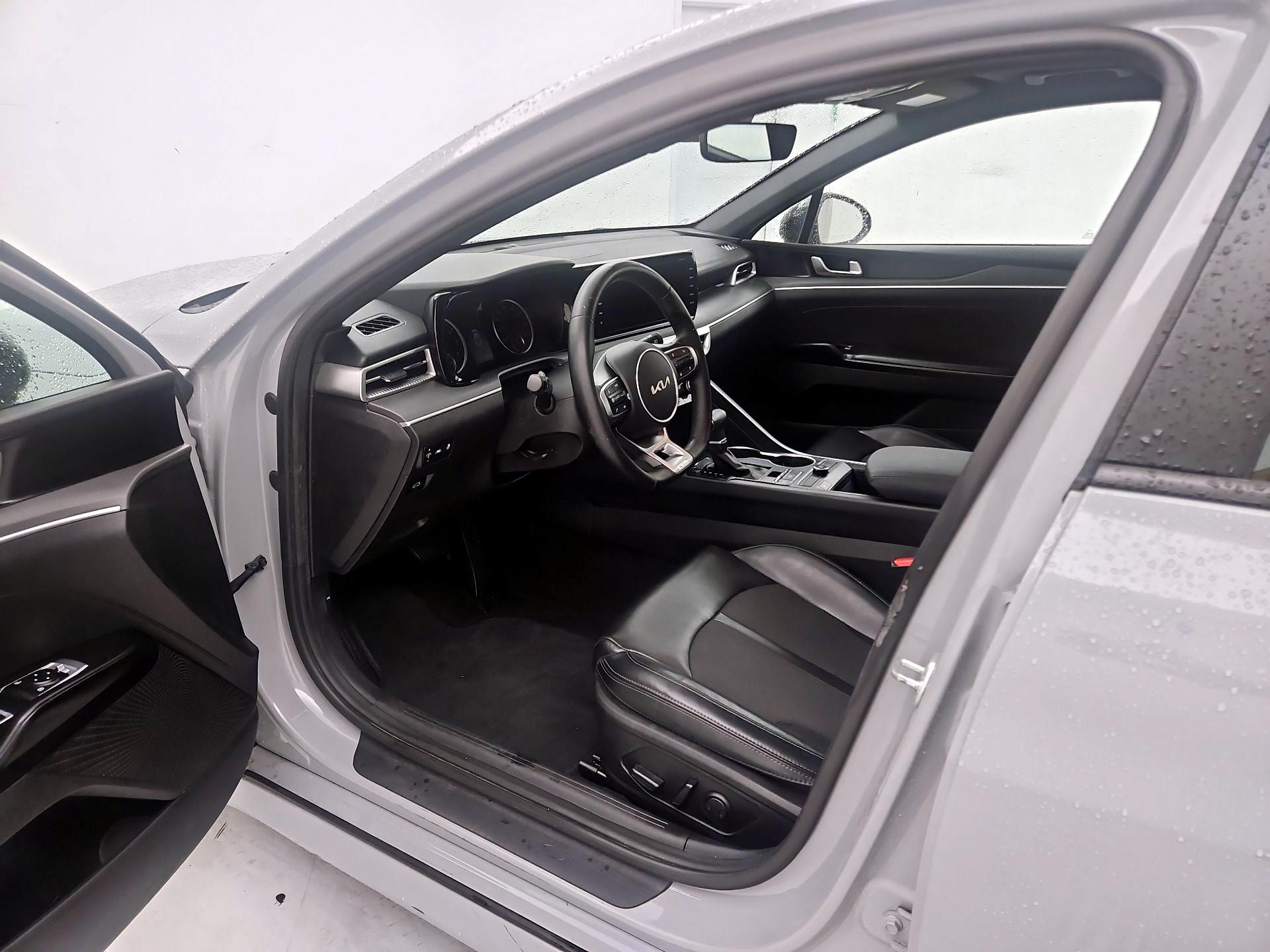 Thumbnail: 2023 Kia K5 - 11