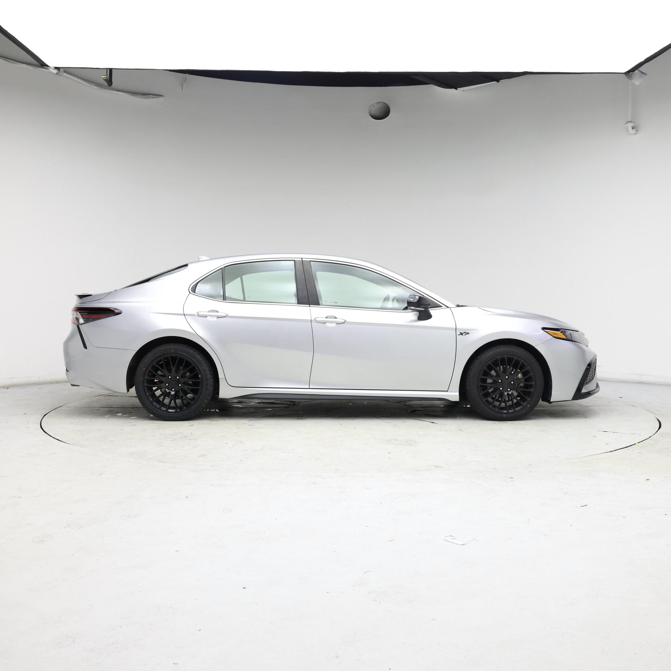 Thumbnail: 2023 Toyota Camry - 7