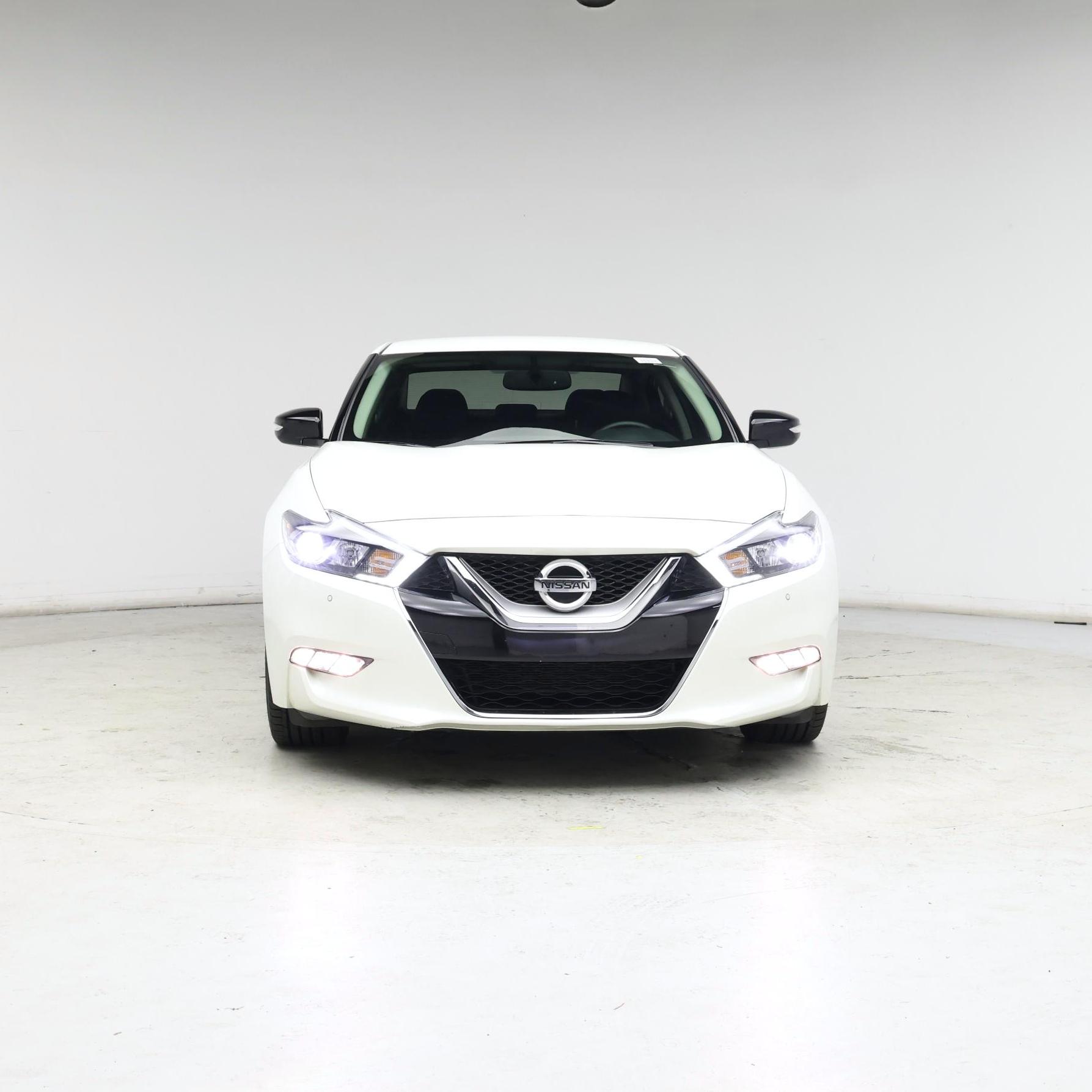 Thumbnail: 2017 Nissan Maxima - 5