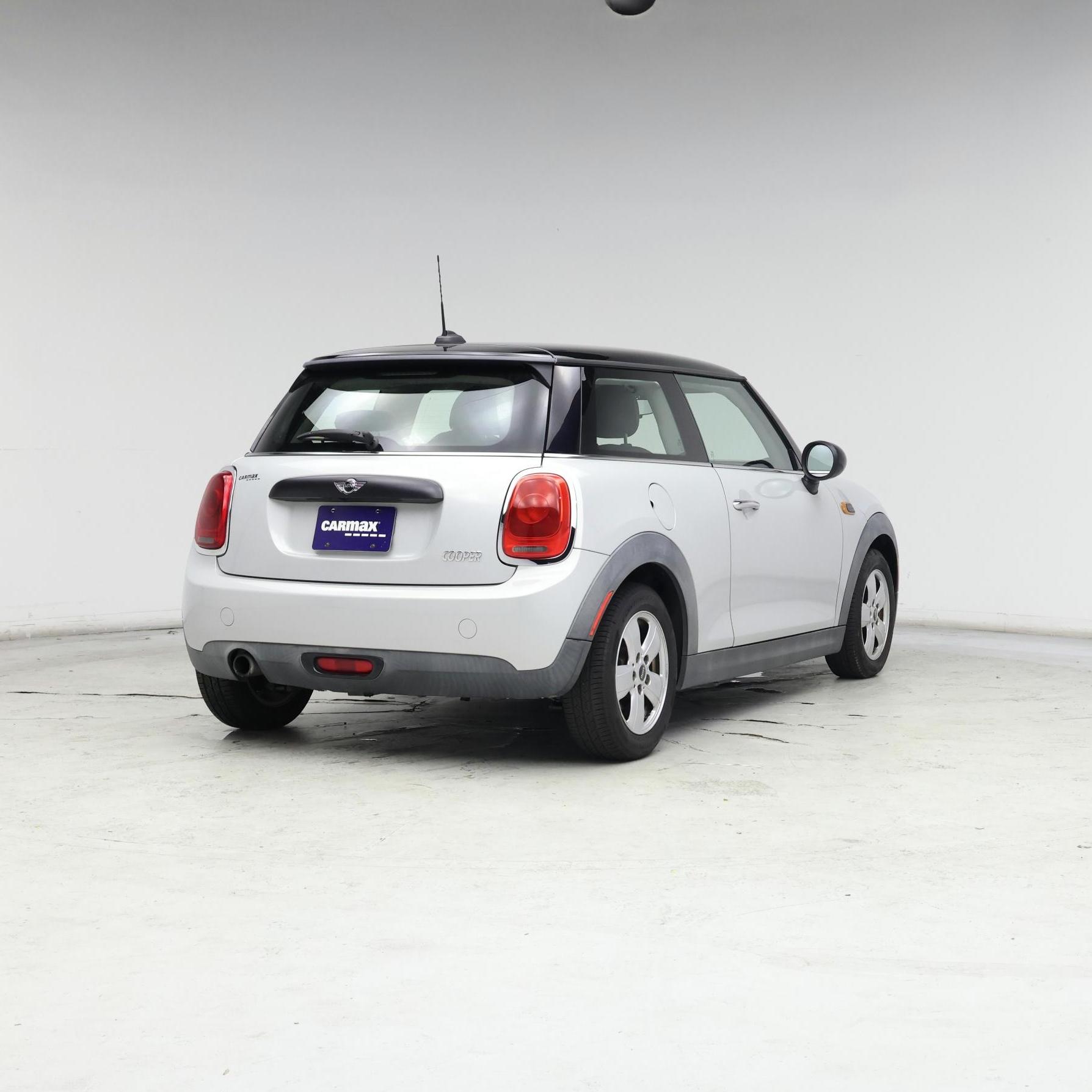 Thumbnail: 2015 MINI Cooper Hardtop - 8