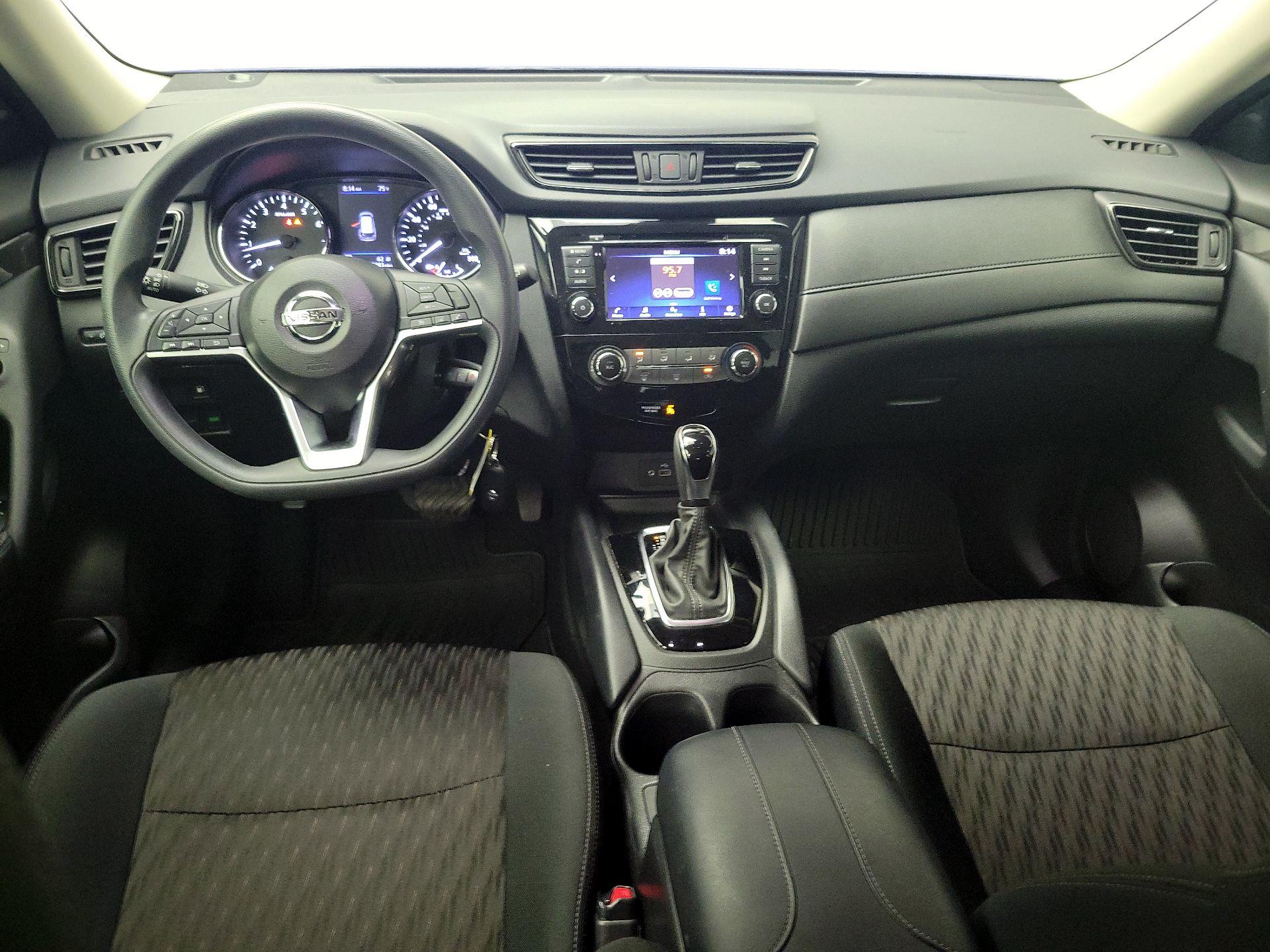 Thumbnail: 2020 Nissan Rogue - 9