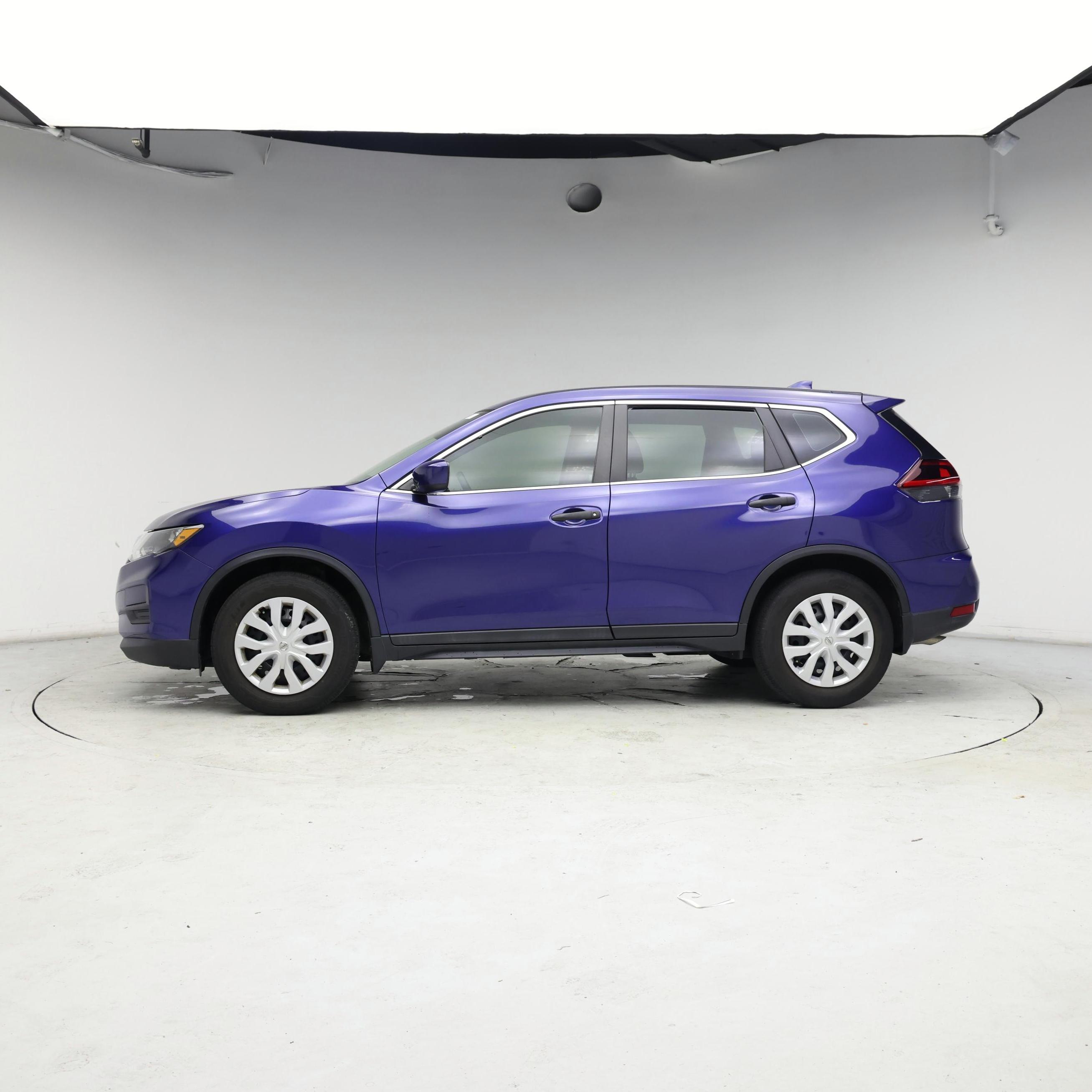 Thumbnail: 2020 Nissan Rogue - 3