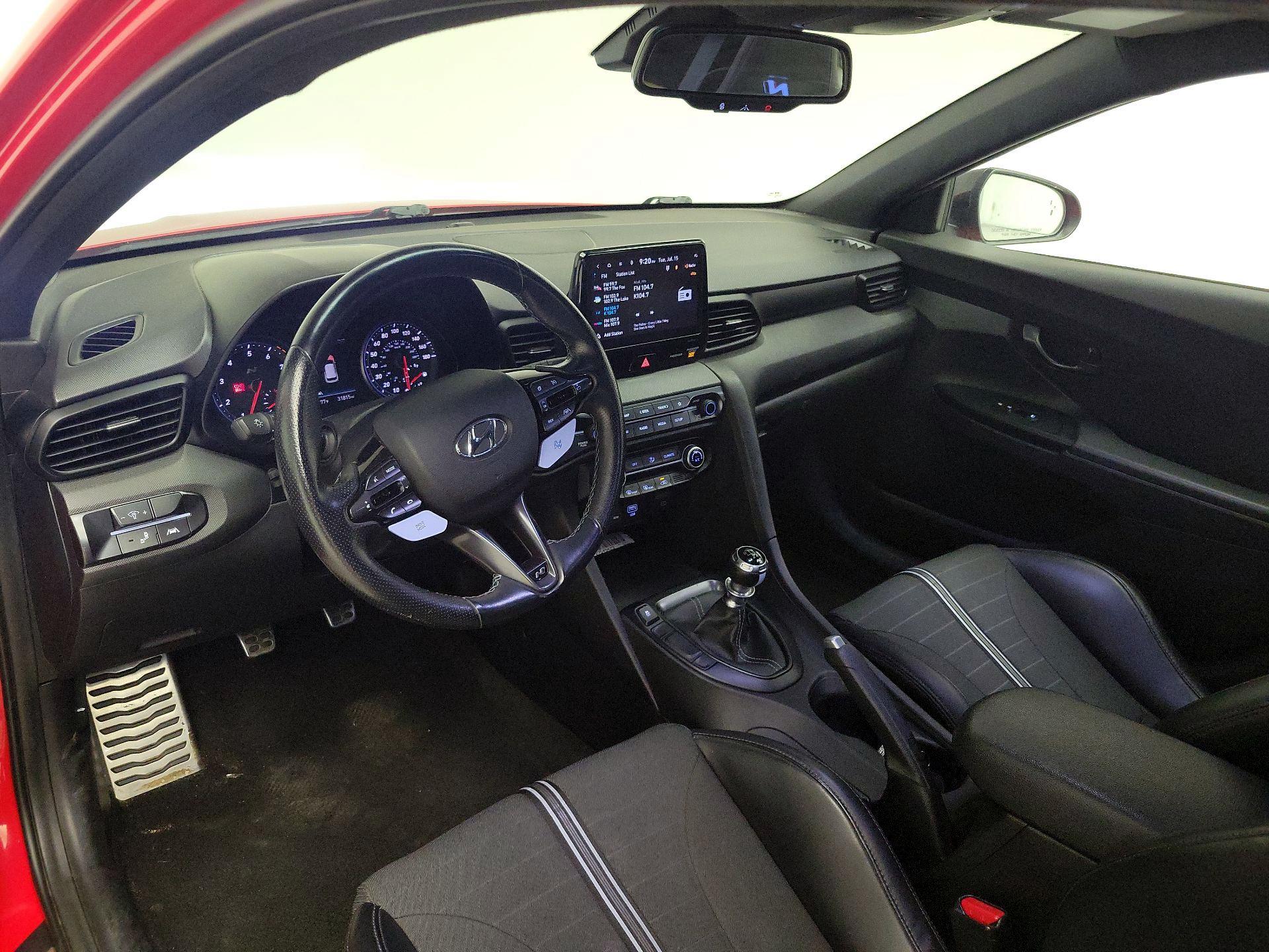 Thumbnail: 2021 Hyundai Veloster - 9