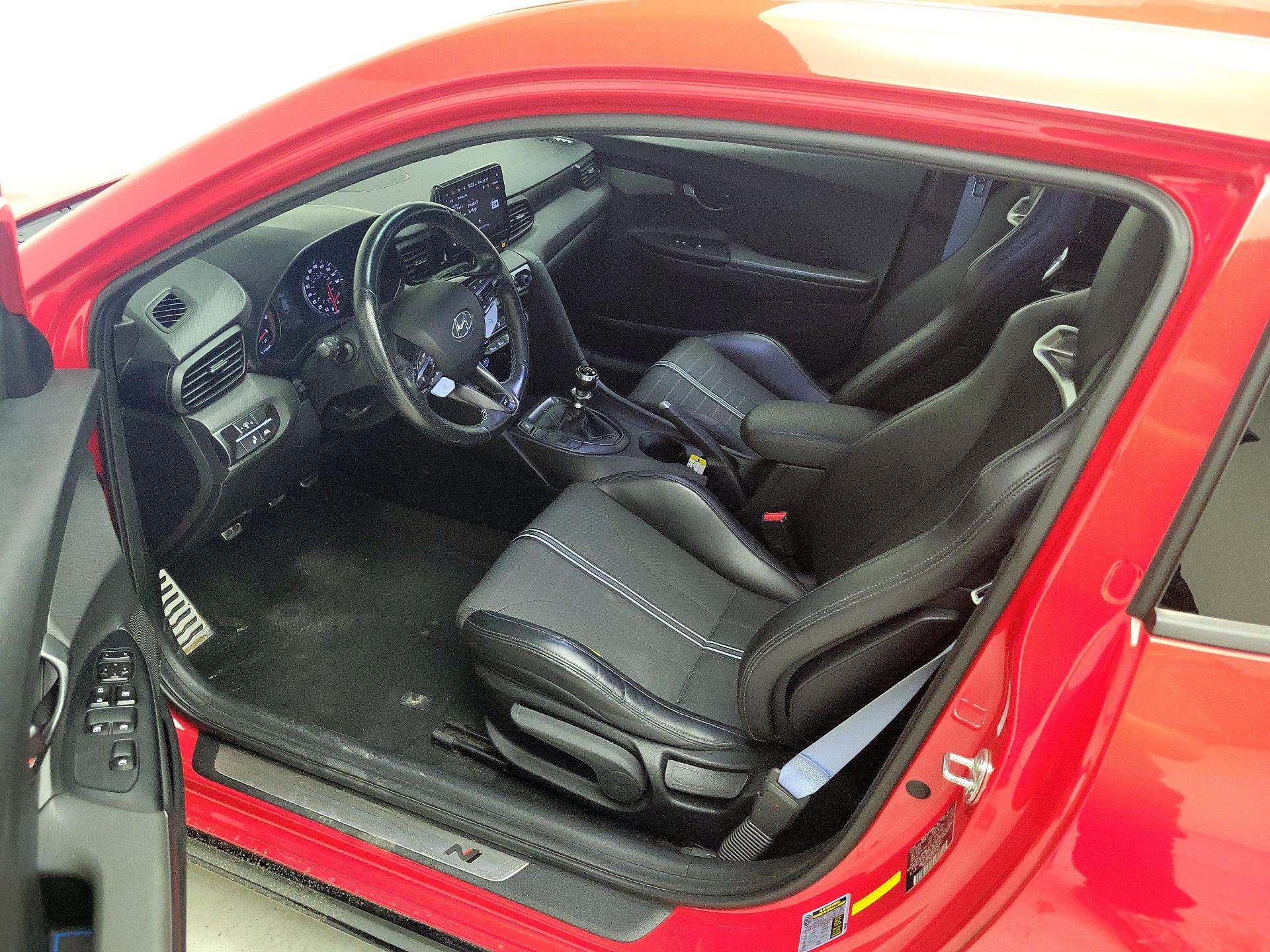 Thumbnail: 2021 Hyundai Veloster - 11