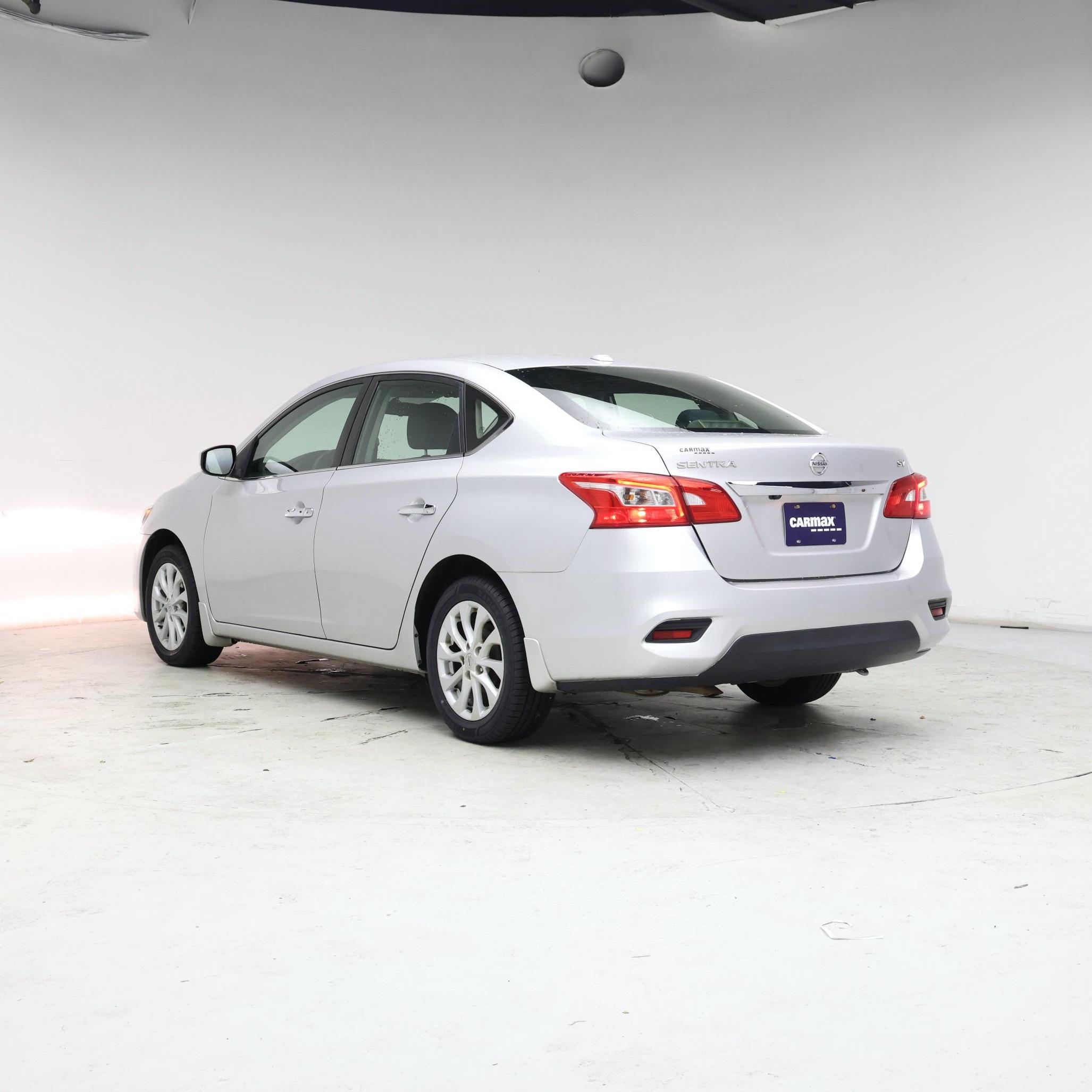 Thumbnail: 2019 Nissan Sentra - 2