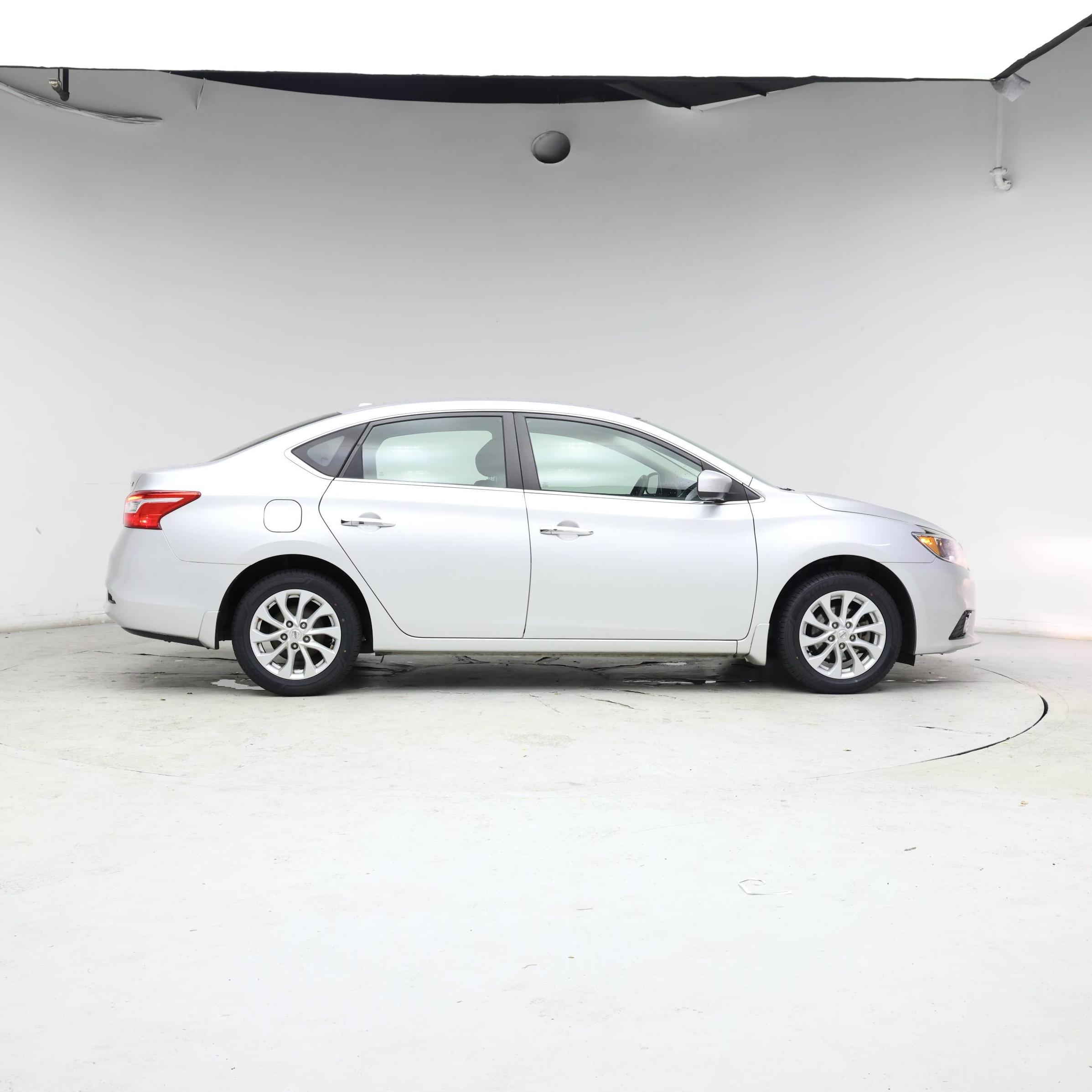Thumbnail: 2019 Nissan Sentra - 7