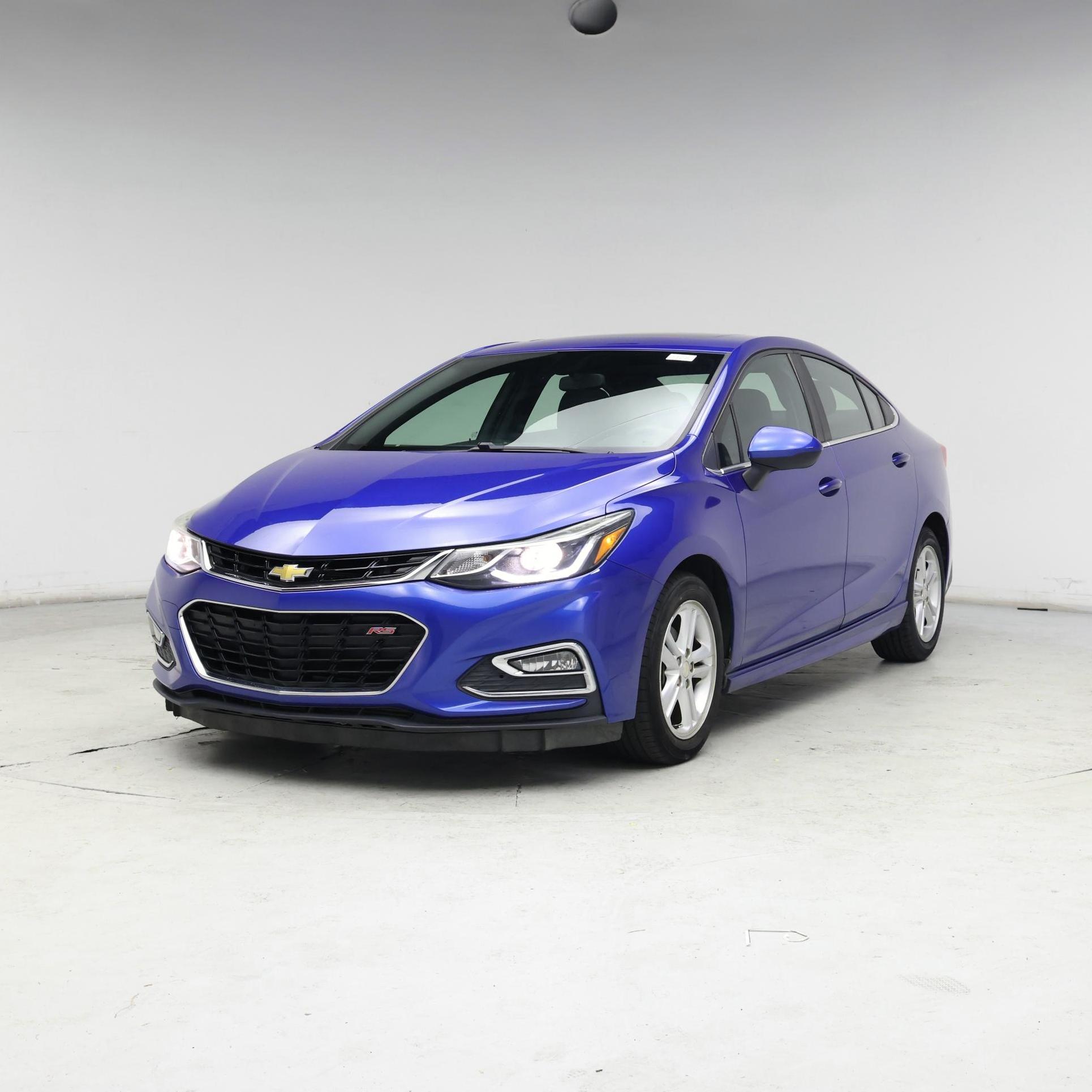 Thumbnail: 2017 Chevrolet Cruze - 4