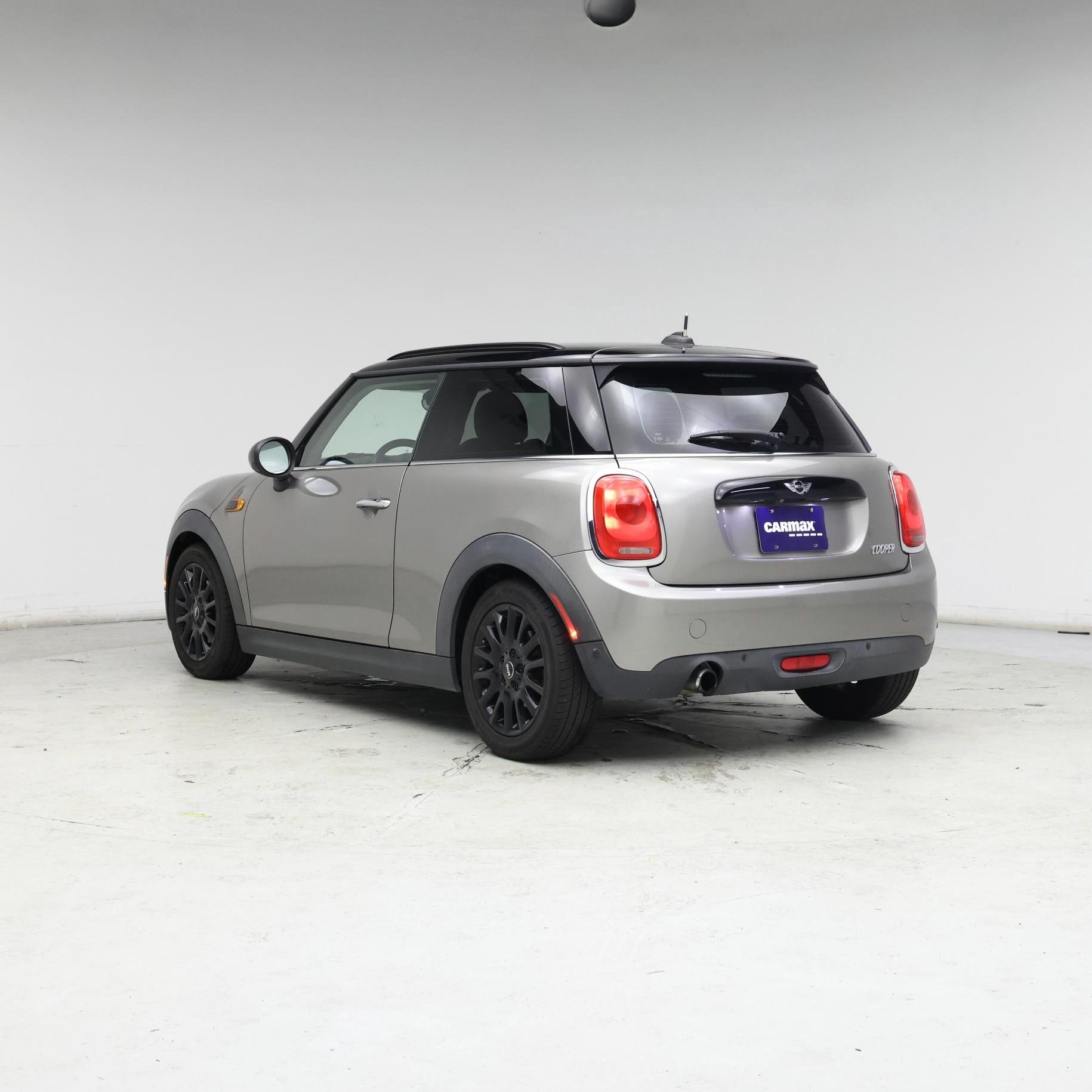 Thumbnail: 2017 MINI Cooper Hardtop - 2