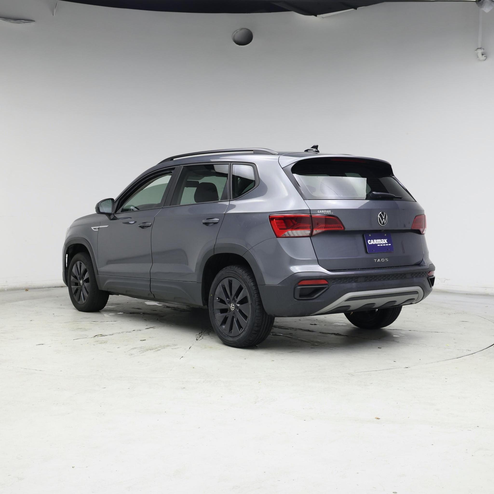 Thumbnail: 2022 Volkswagen Taos - 2