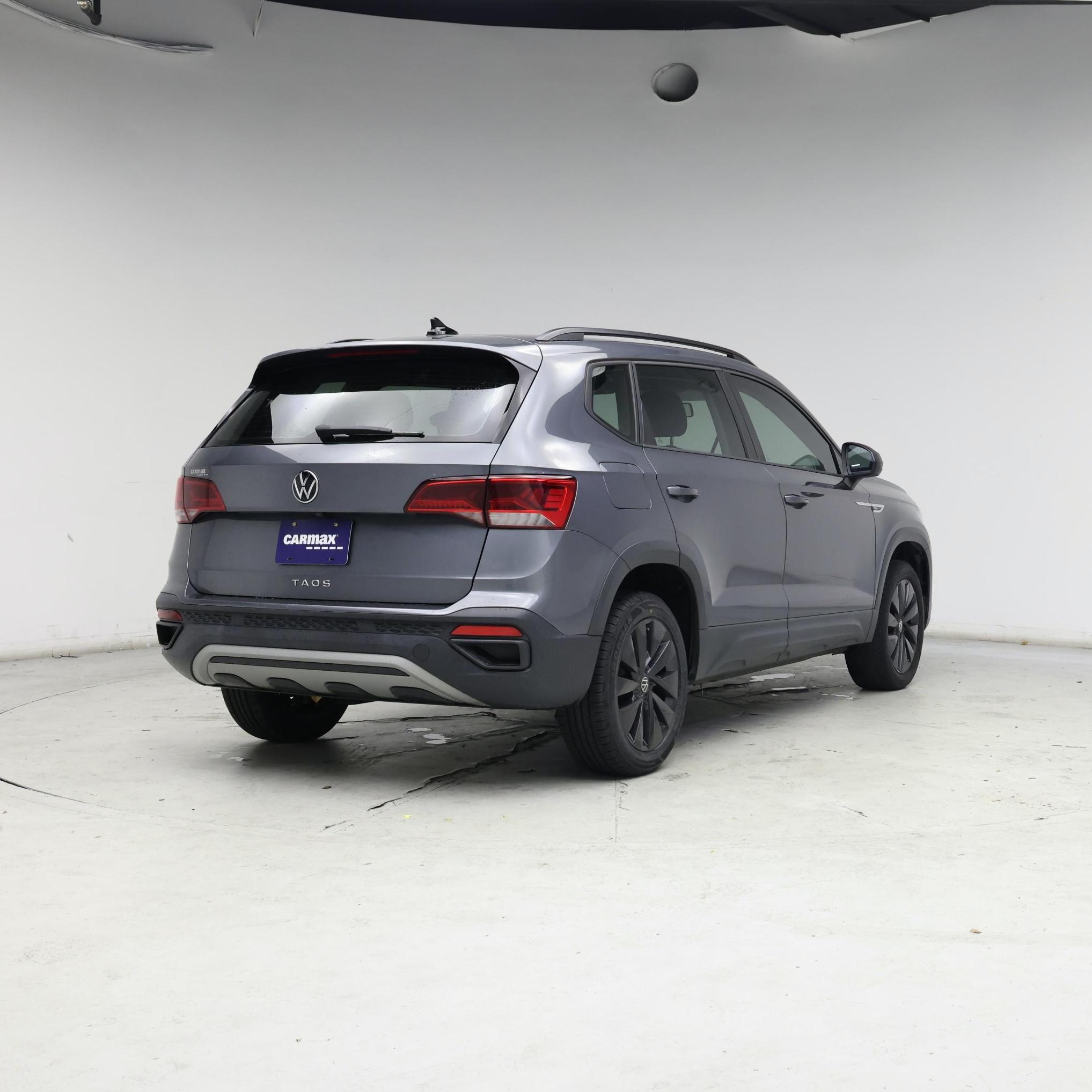 Thumbnail: 2022 Volkswagen Taos - 8