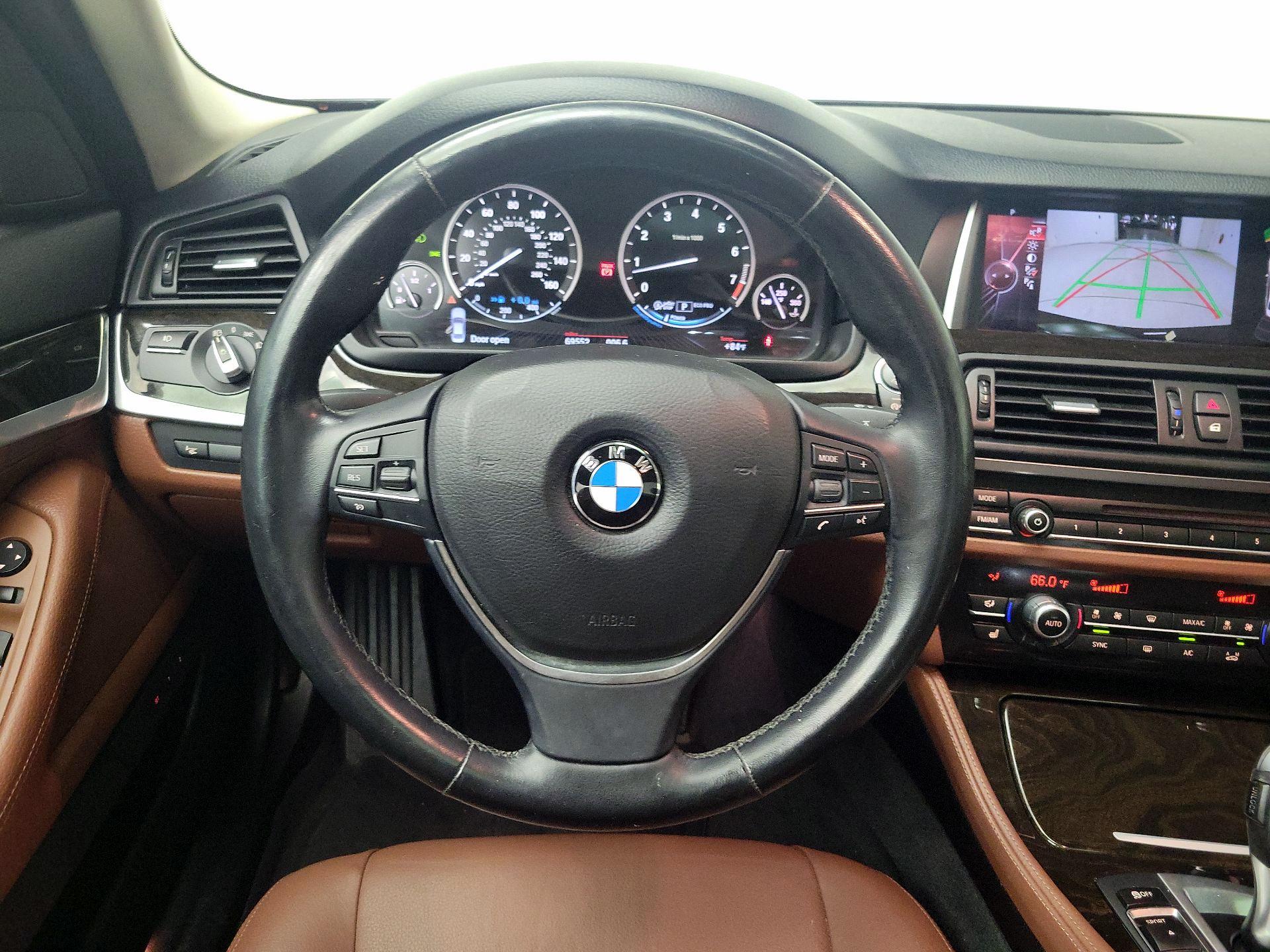 Thumbnail: 2015 BMW 5 Series - 10