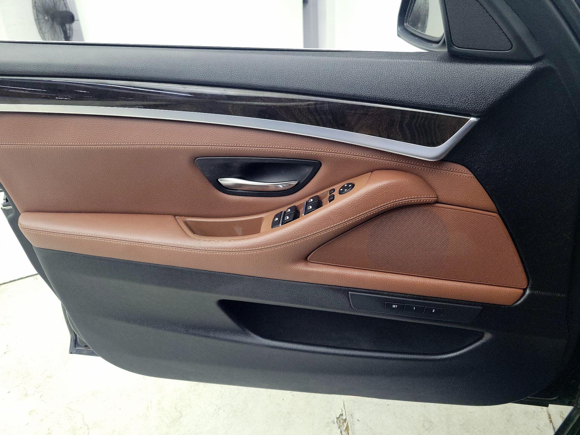 Thumbnail: 2015 BMW 5 Series - 12