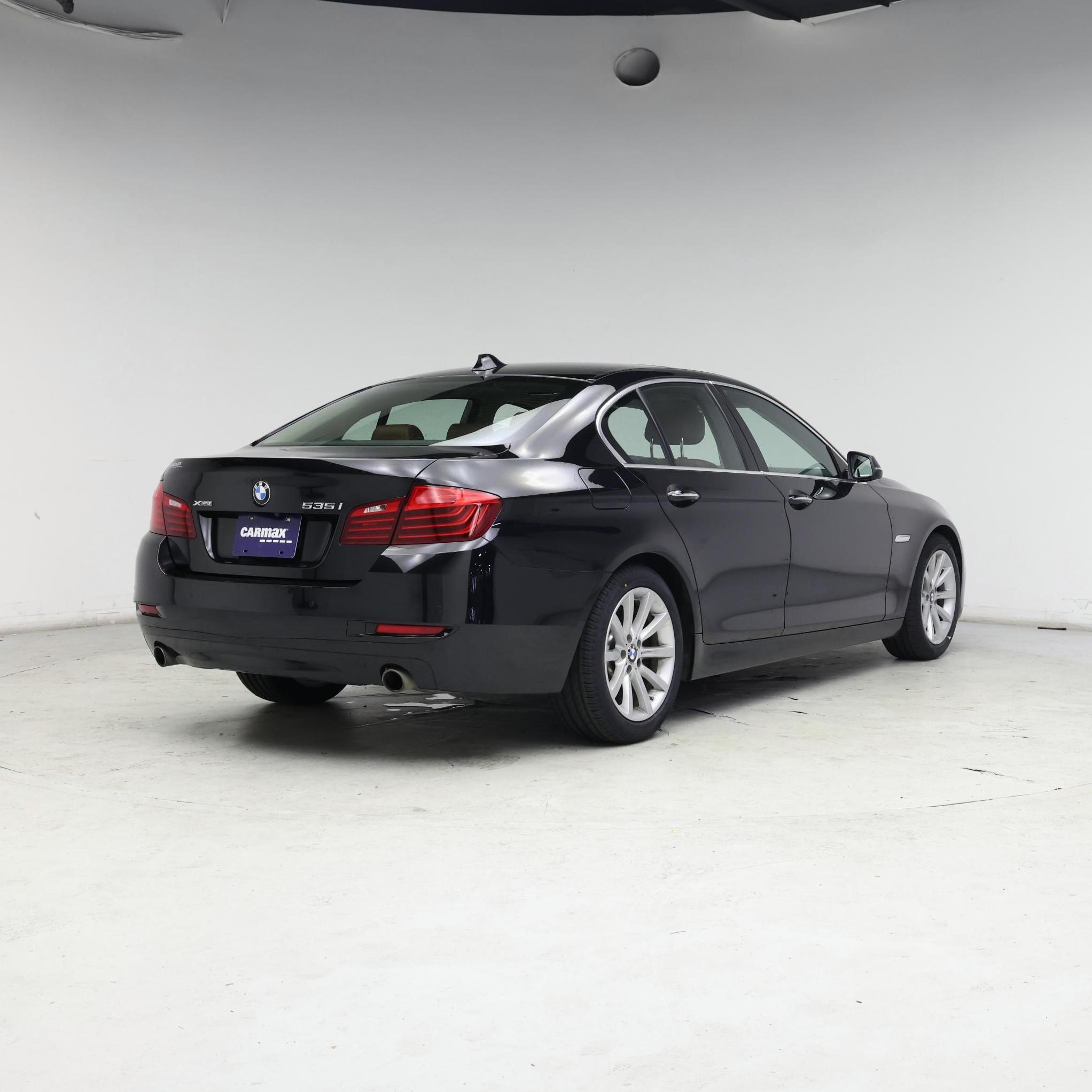 Thumbnail: 2015 BMW 5 Series - 8
