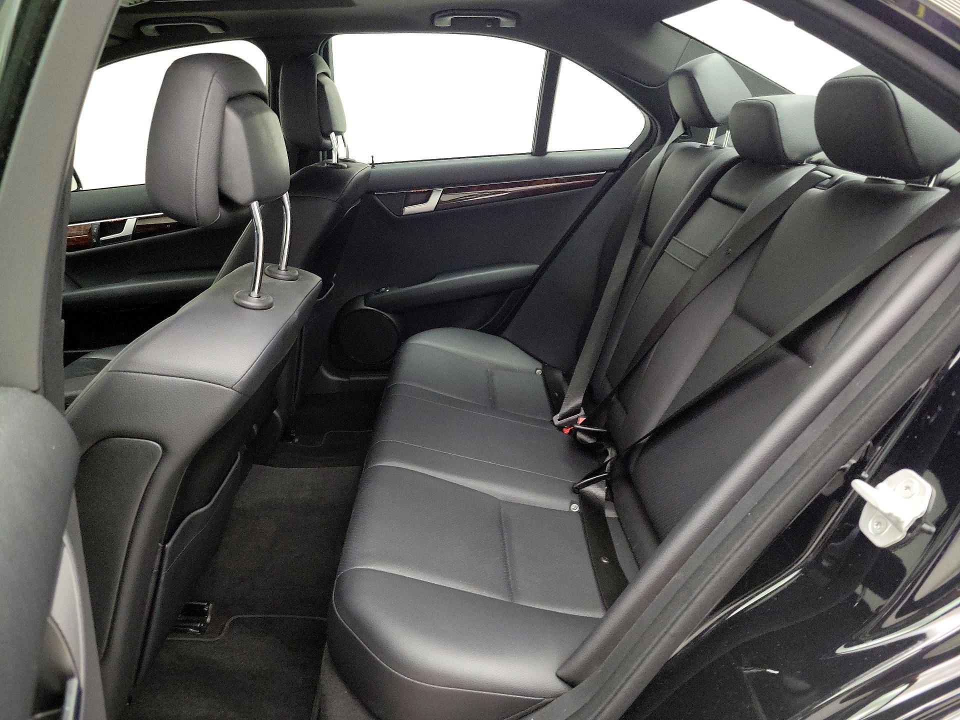 Thumbnail: 2014 Mercedes-Benz C-Class - 19