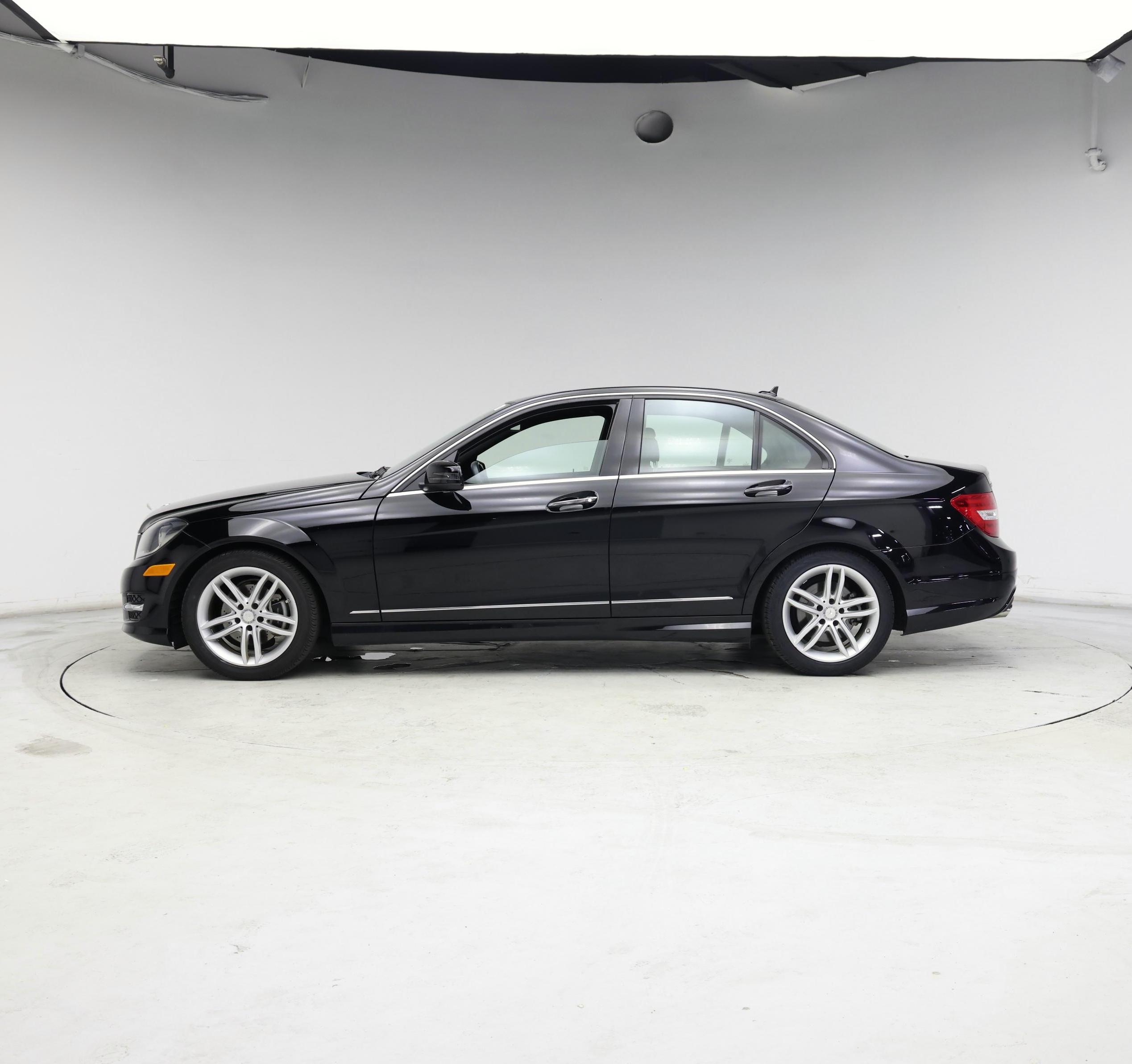 Thumbnail: 2014 Mercedes-Benz C-Class - 3