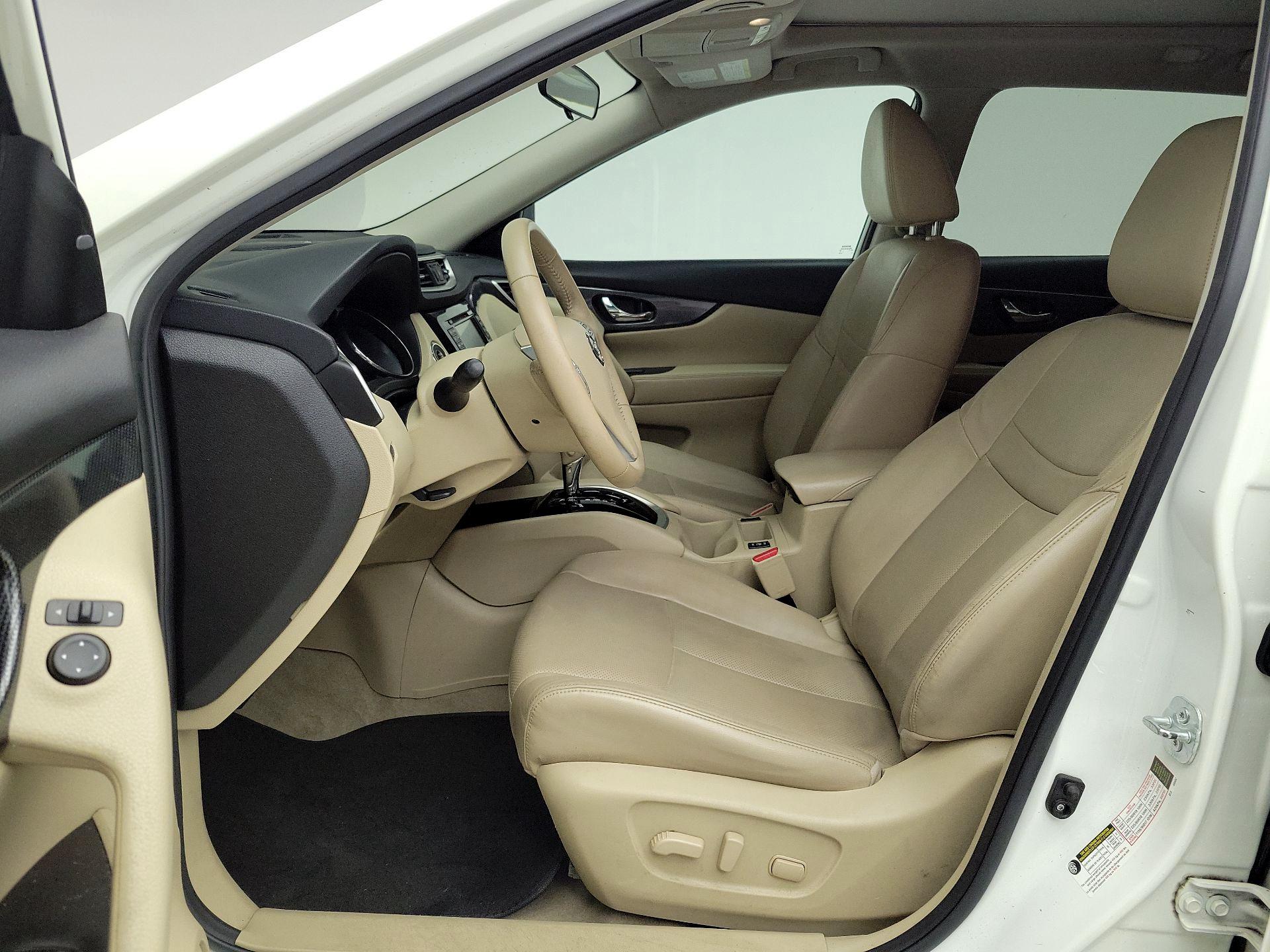 Thumbnail: 2015 Nissan Rogue - 11
