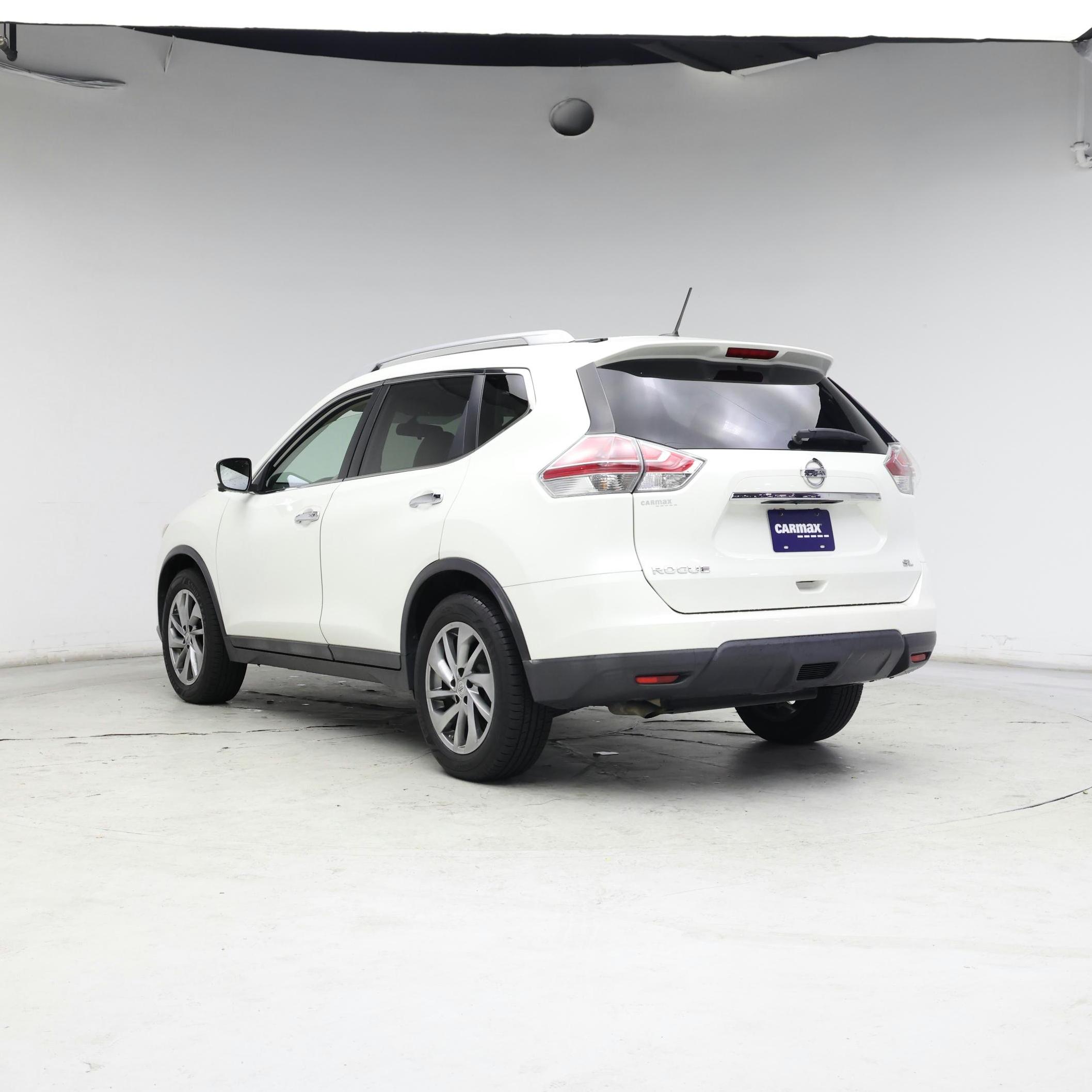 Thumbnail: 2015 Nissan Rogue - 2