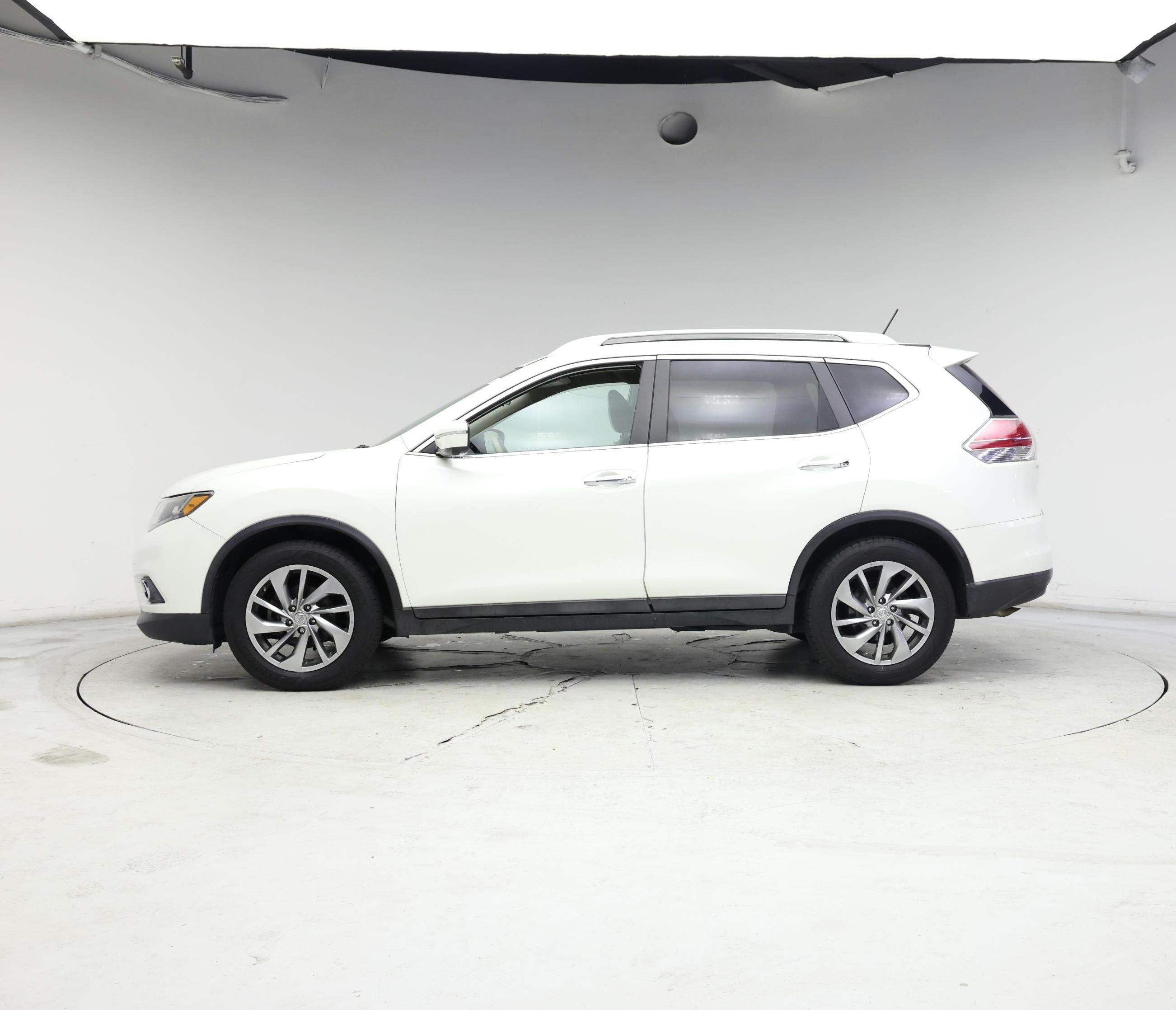 Thumbnail: 2015 Nissan Rogue - 3