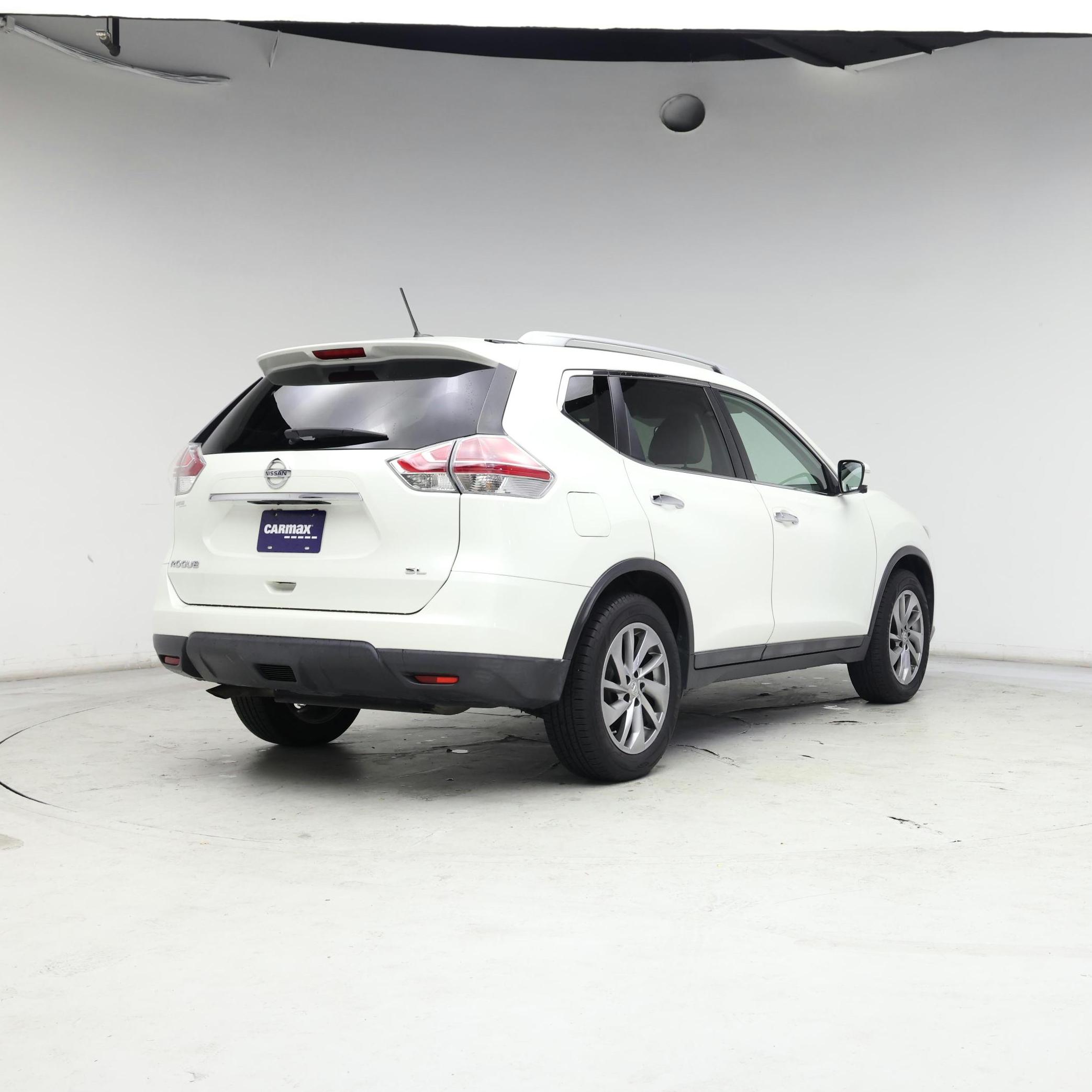 Thumbnail: 2015 Nissan Rogue - 8