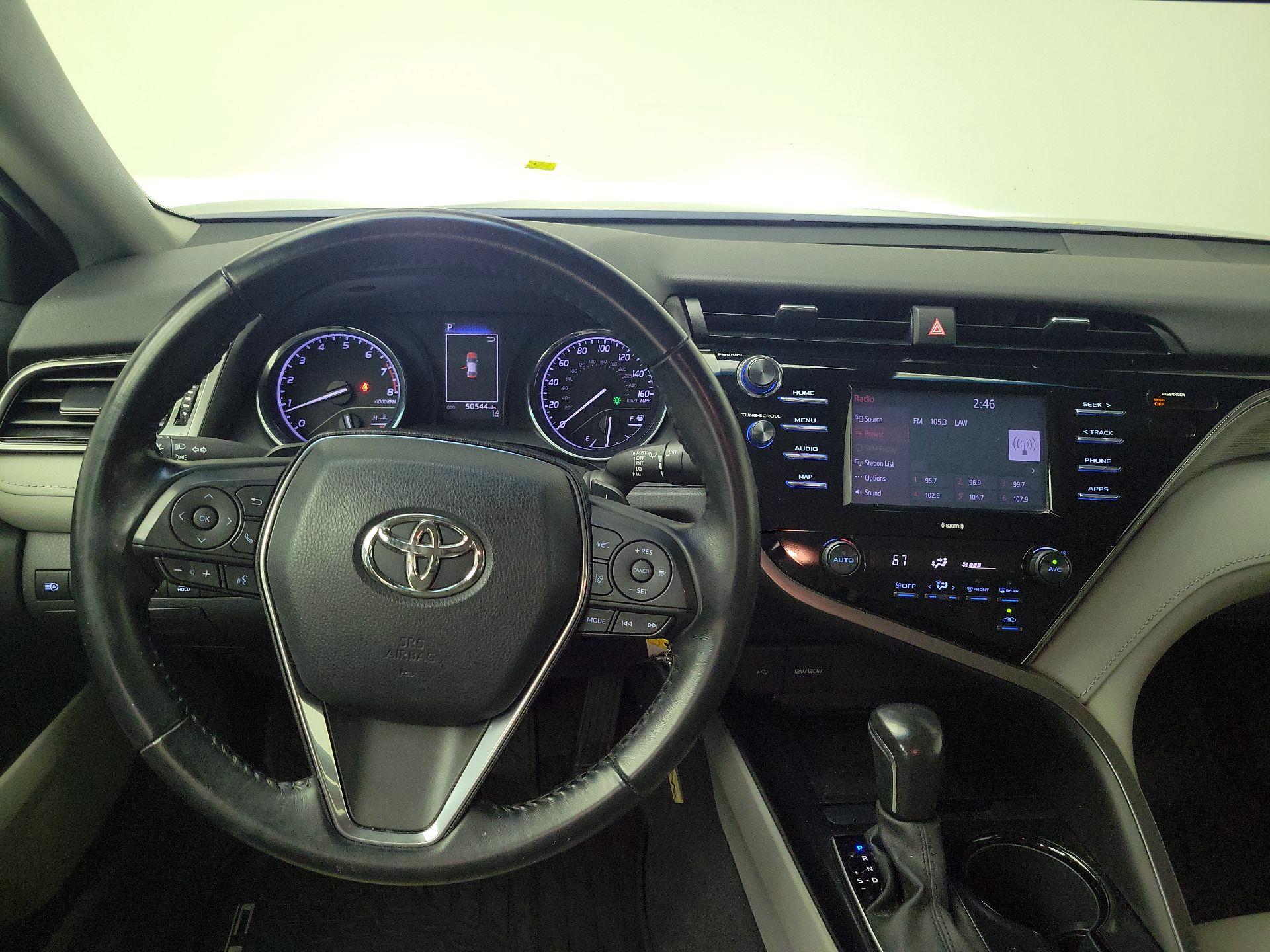 Thumbnail: 2020 Toyota Camry - 10