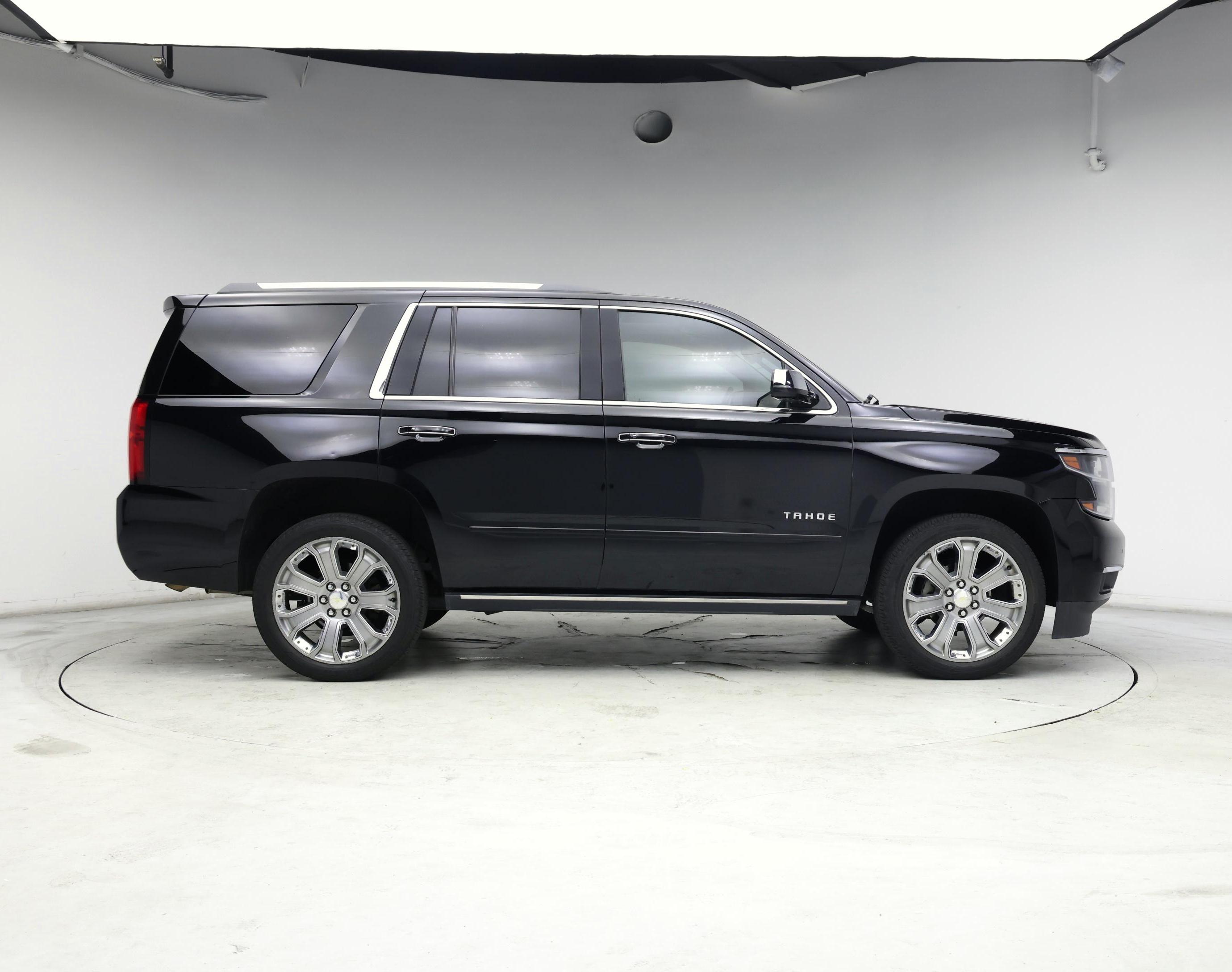 Thumbnail: 2018 Chevrolet Tahoe - 7